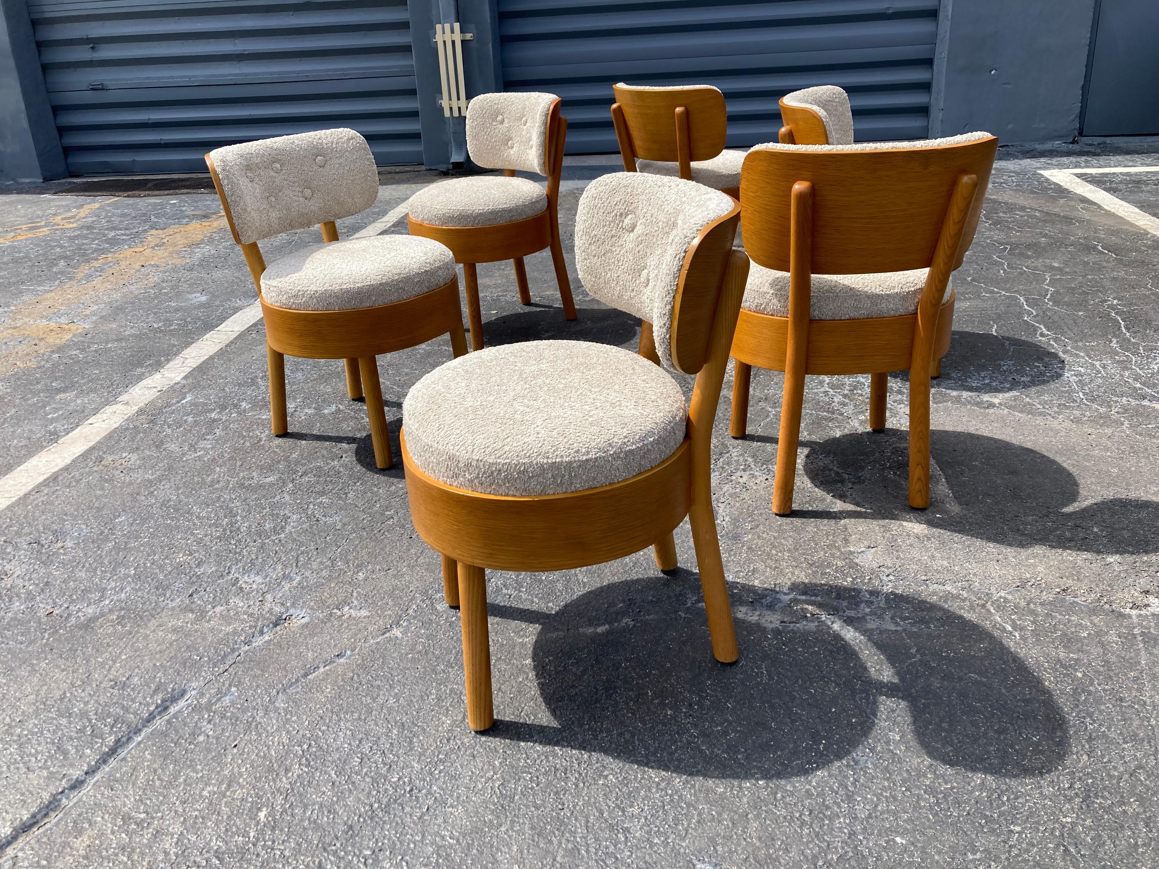 American Dining Chairs in the style of Viggo Boesen, Bentwood, Oak and Boucle For Sale