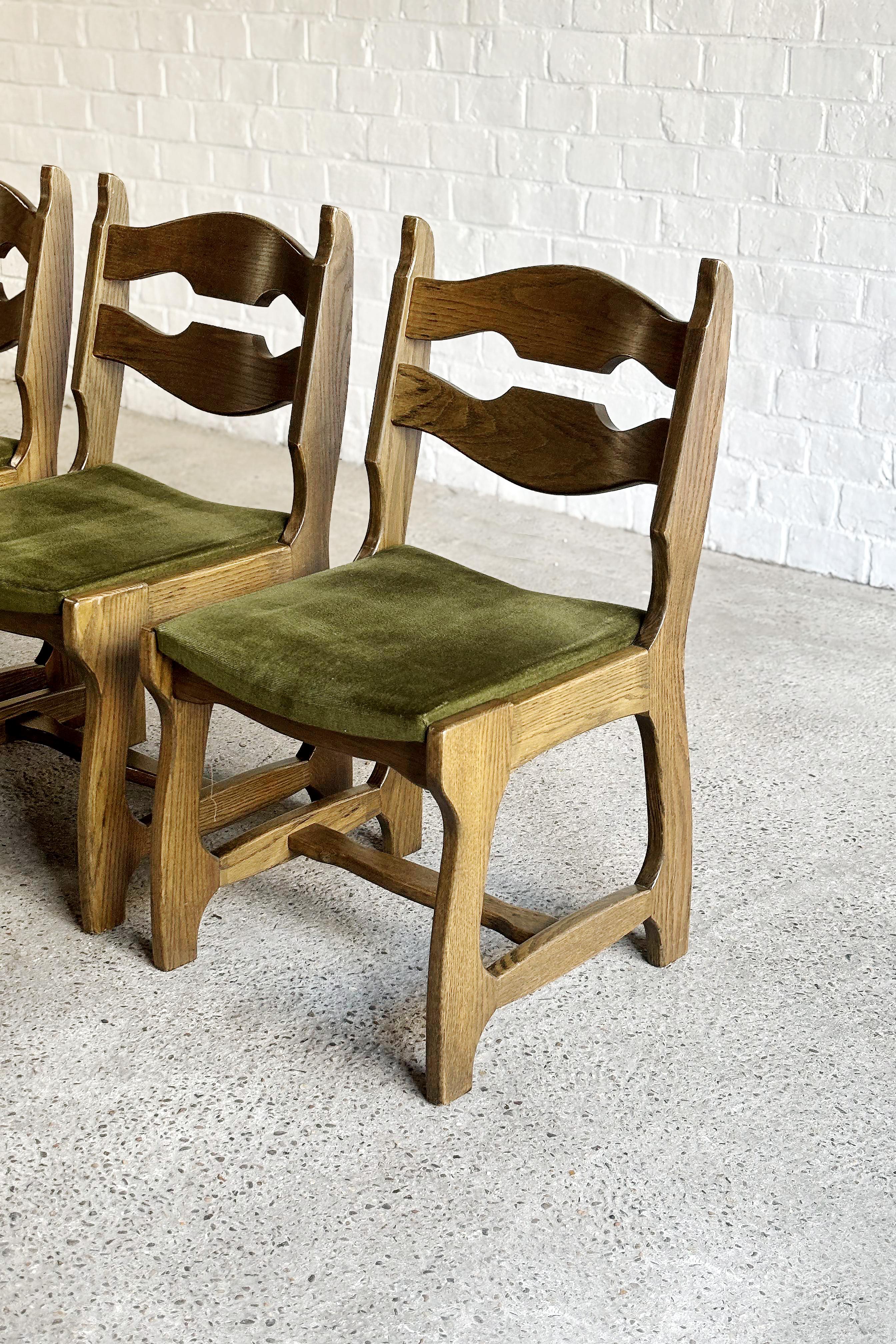 Mid-20th Century Dining Chairs in Wood and Fabric by Guillerme Et Chambron, 1950s, Set of 6 For Sale
