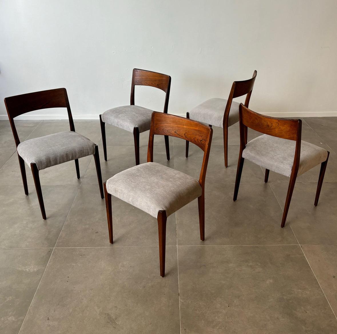 Fabric Dining chairs manufactured by Hornslet Møbelfabrik A/S, Denmark 1960’s For Sale