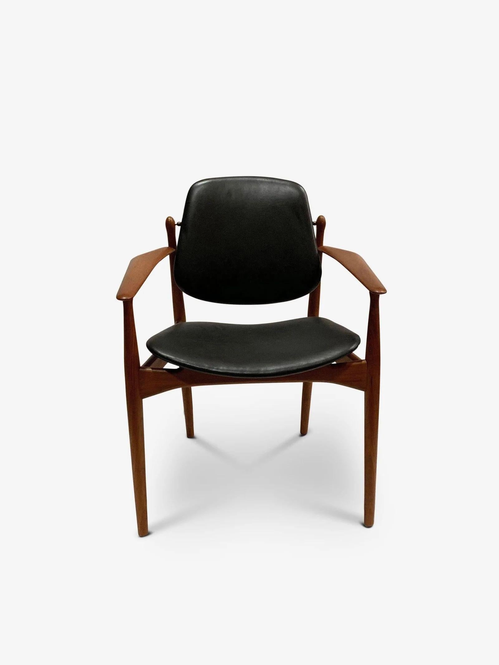 Dining Chairs Model 203 by Arne Vodder for France & Son Denmark For Sale 1