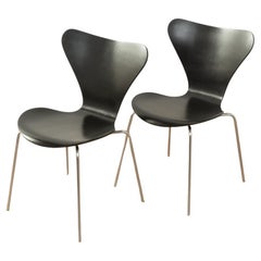 Dining chairs model 3107, Arne Jacobsen
