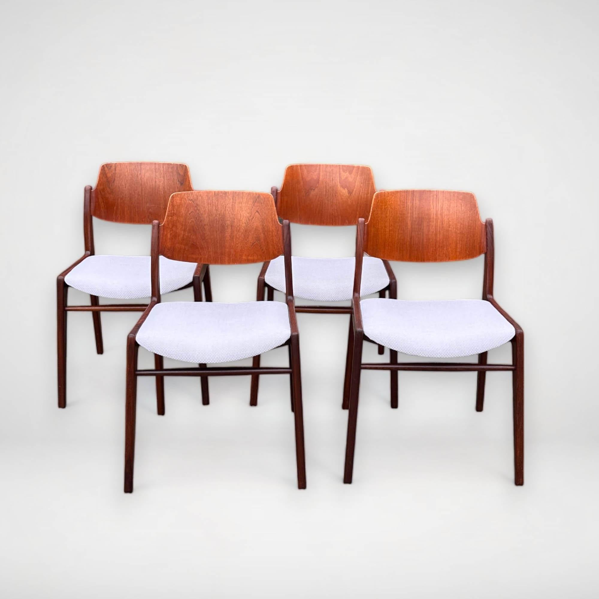 Dining Chairs Model 476A for Wilkhahn, Germany, 1960s For Sale 2
