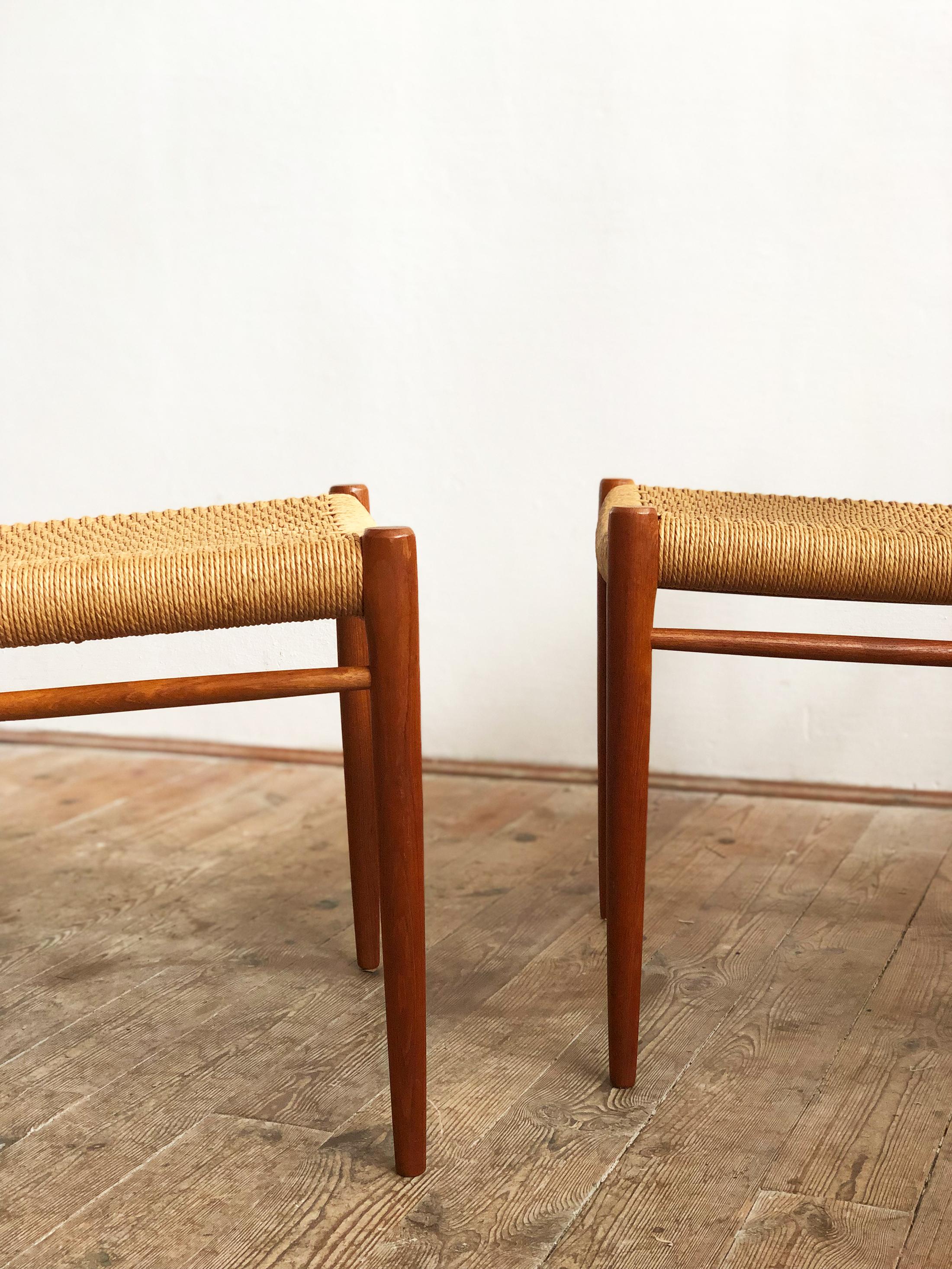 Dining Chairs, Model 75 by Niels O. Møller in Teak and Paper Cord, Set of 4 For Sale 3