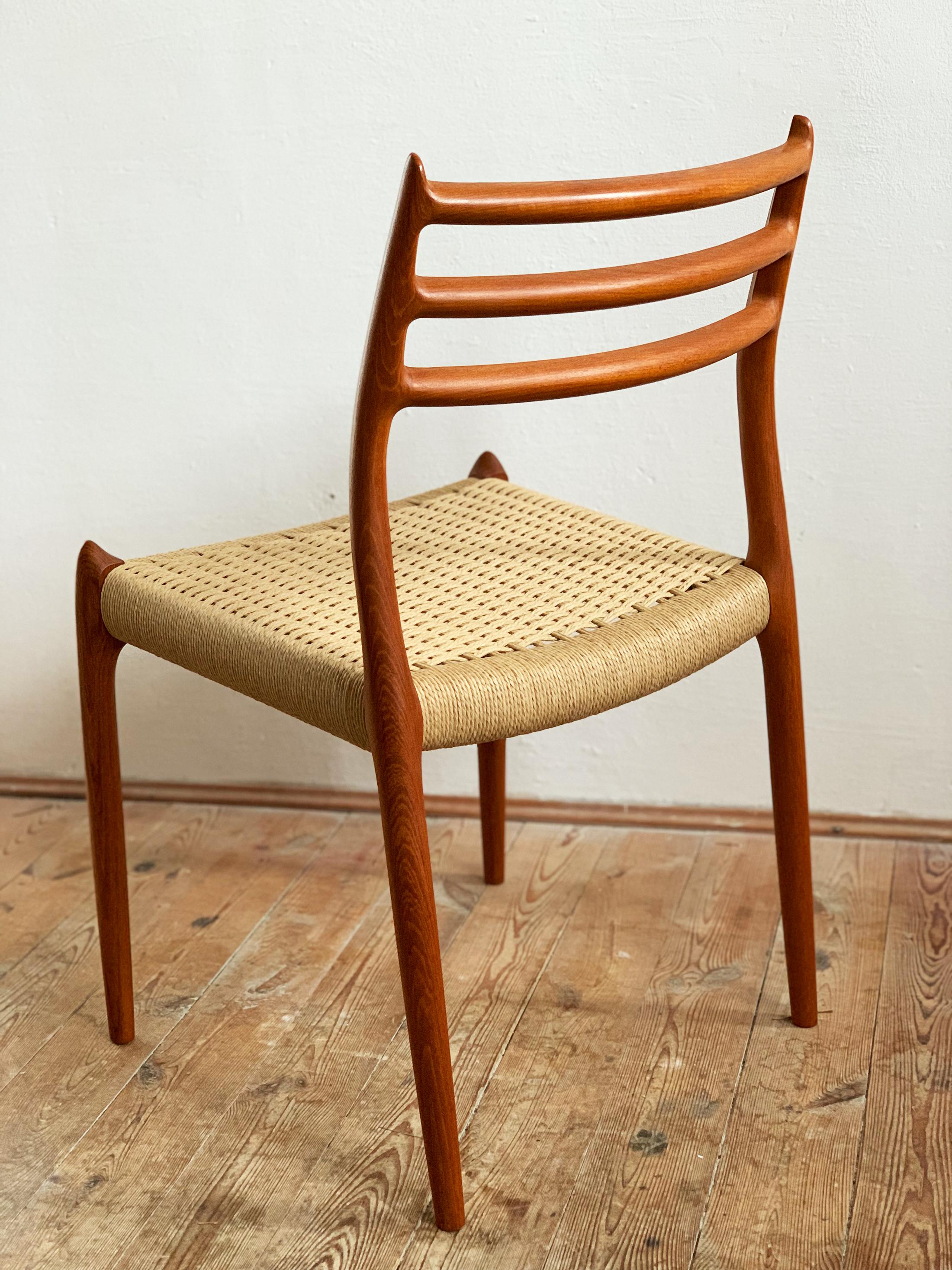 Danish Dining Chairs, Model 78 and 62 by Niels O. M�øller in Teak and Leather, Set of 8 For Sale