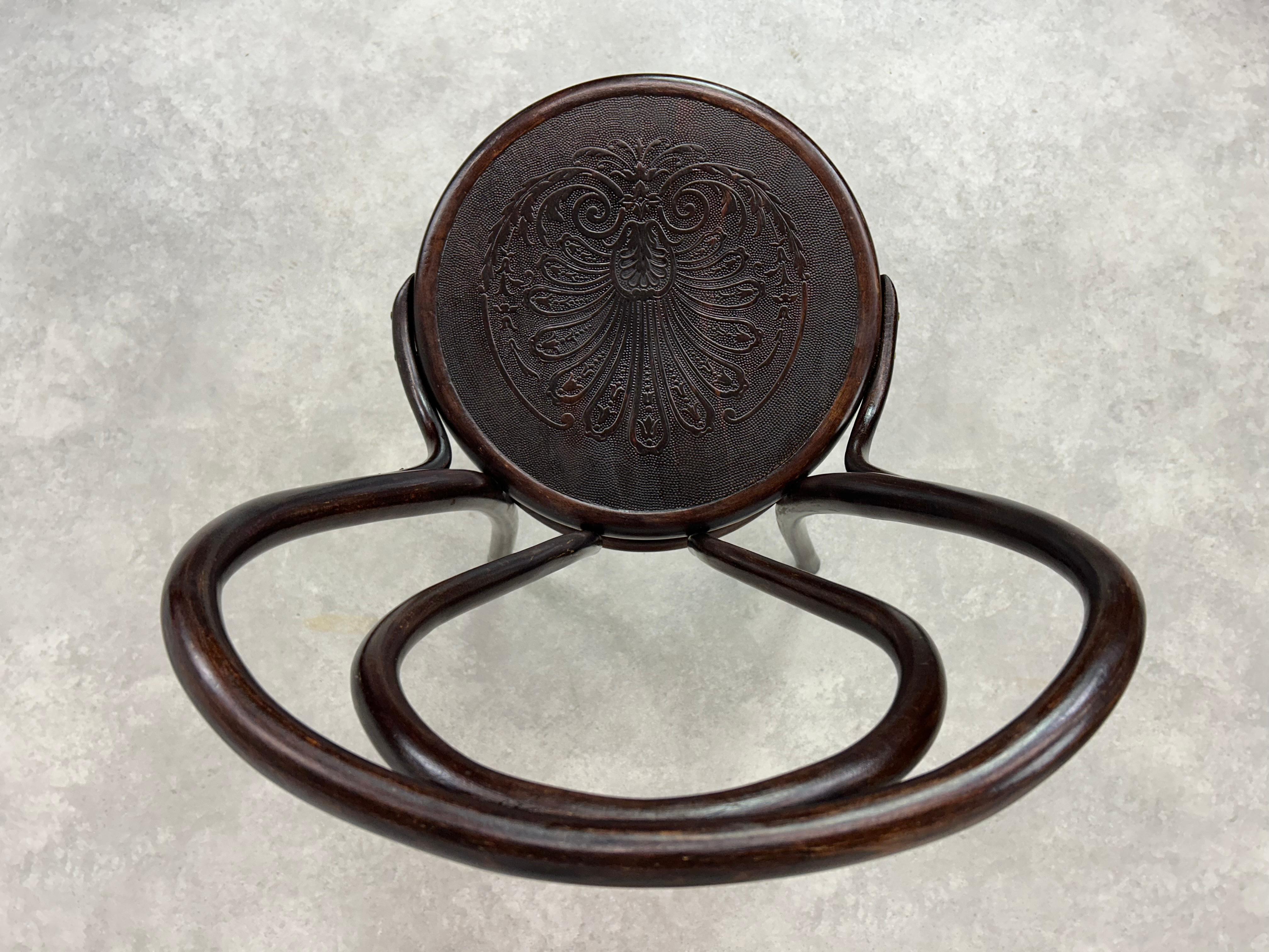 Sillas de comedor nº 18 de Thonet Haya en venta