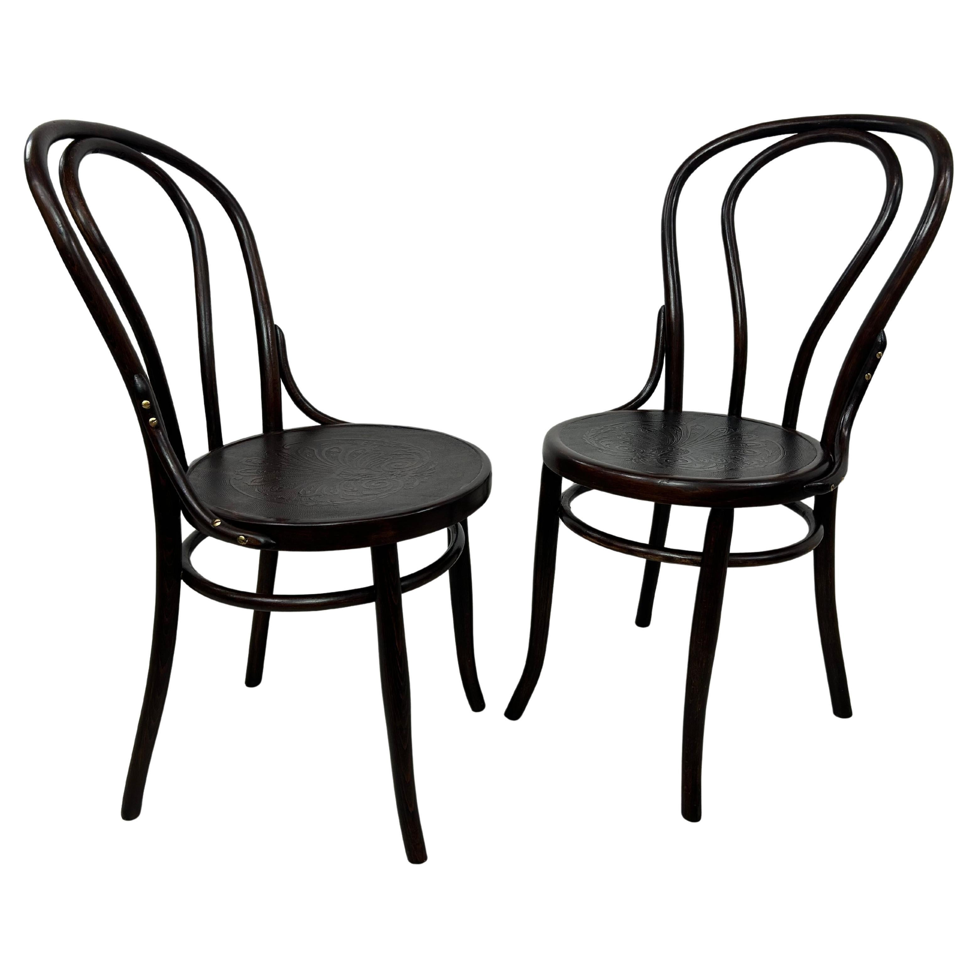 Sillas de comedor nº 18 de Thonet en venta