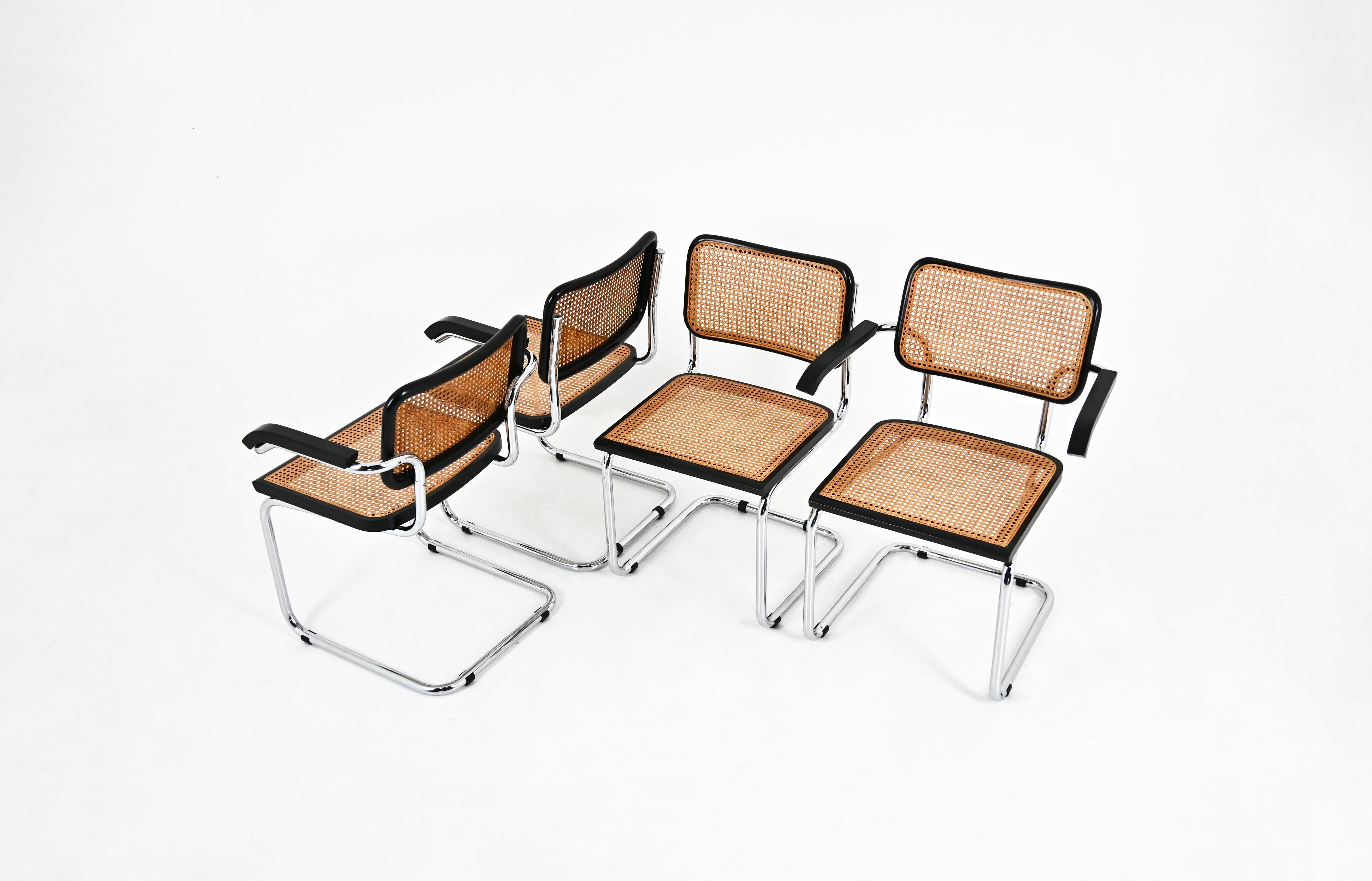 Mid-Century moderno Sedie da pranzo stile B32 di Marcel Breuer, set di 4 pezzi in vendita