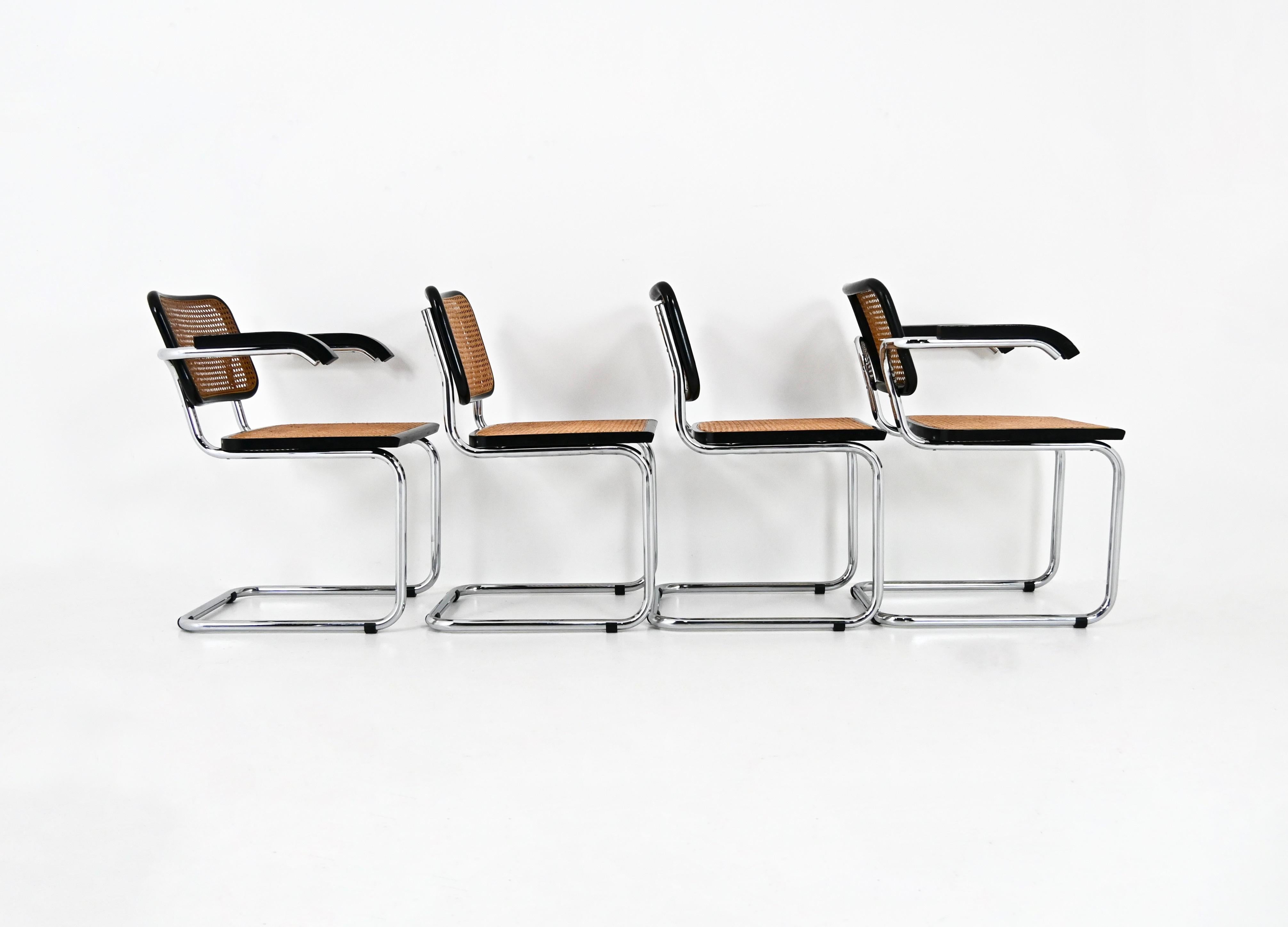 Dining Chairs Style B32 by Marcel Breuer Set of 4 In Good Condition For Sale In bruxelles, BE