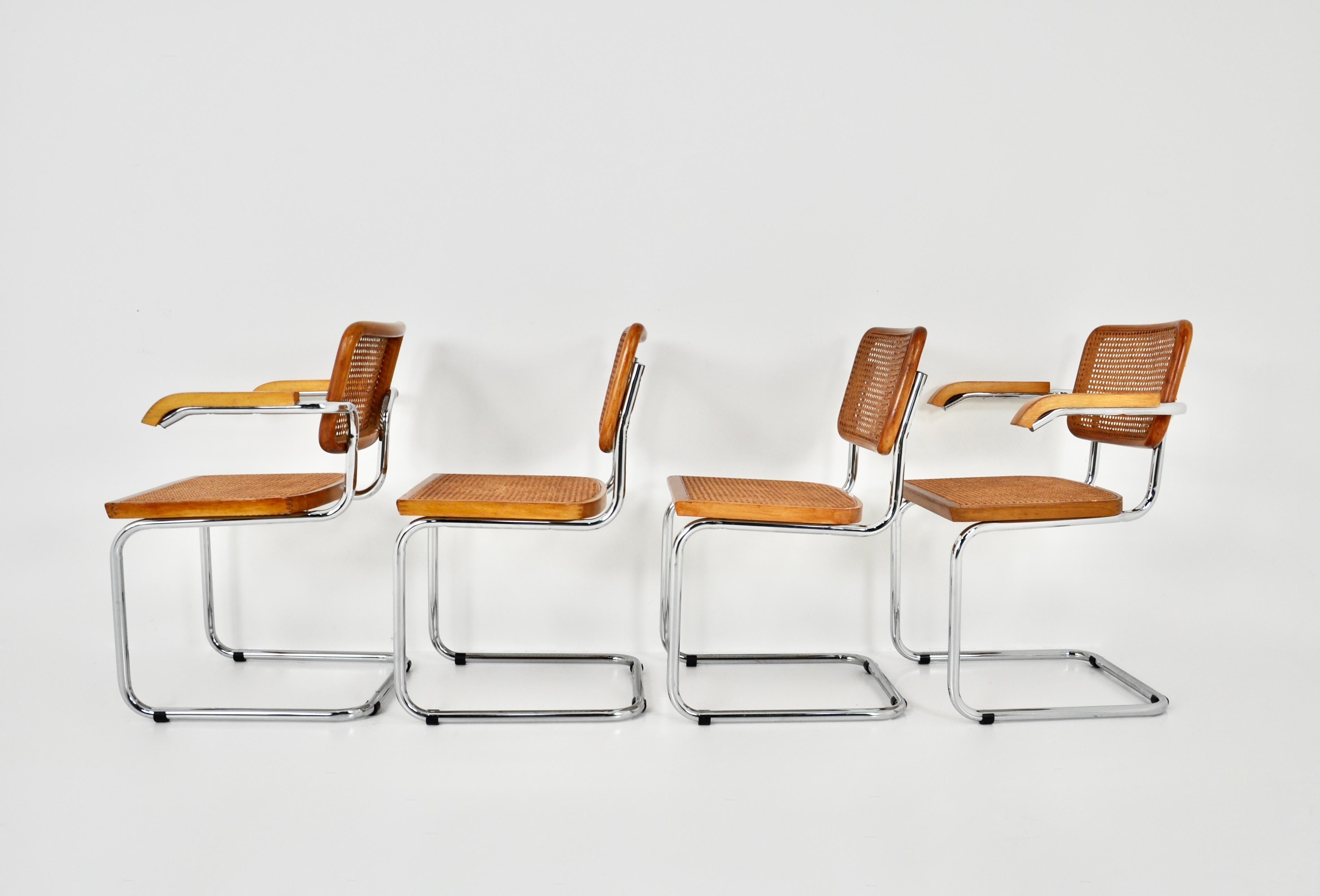 Métal Chaises de salle à manger Style B32 par Marcel Breuer Set of 4