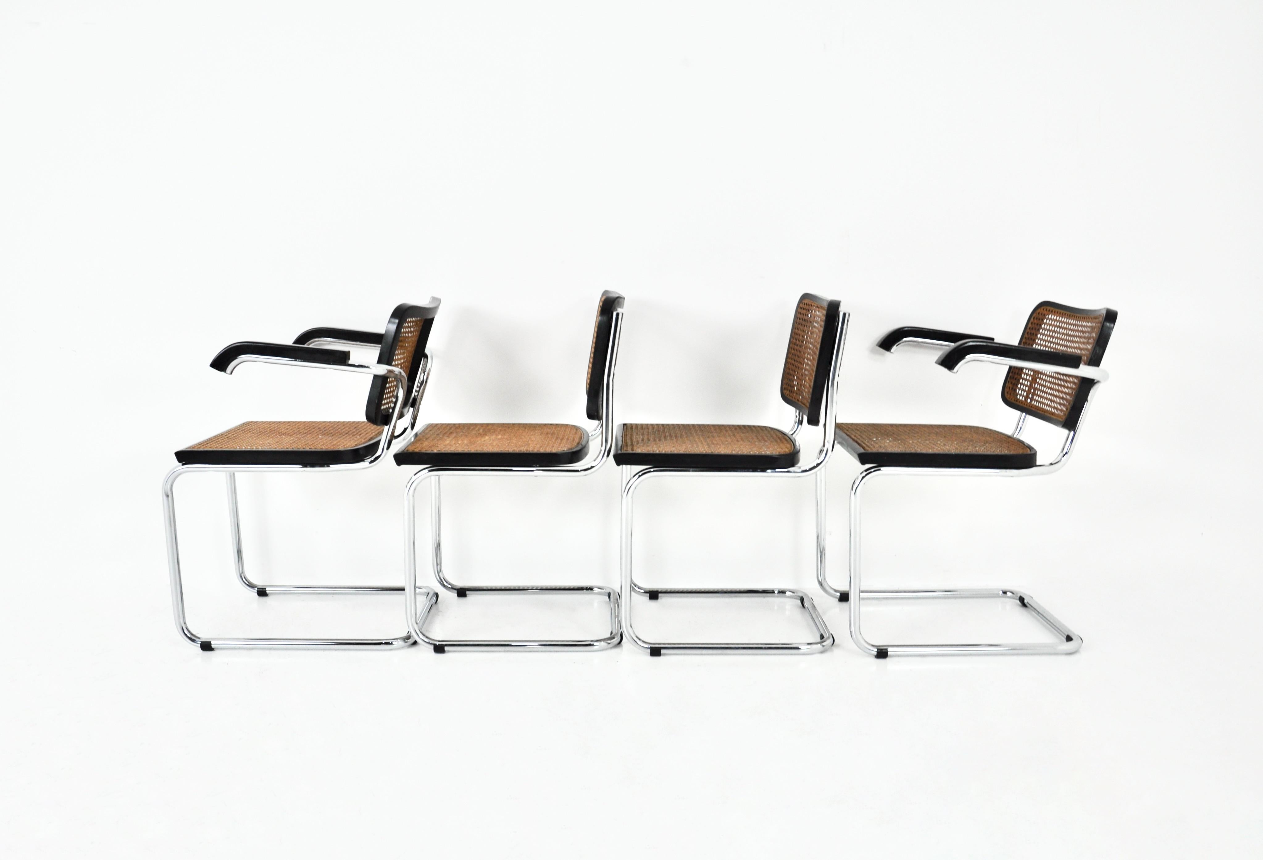 Métal Chaises de salle à manger Style B32 par Marcel Breuer Set of 4