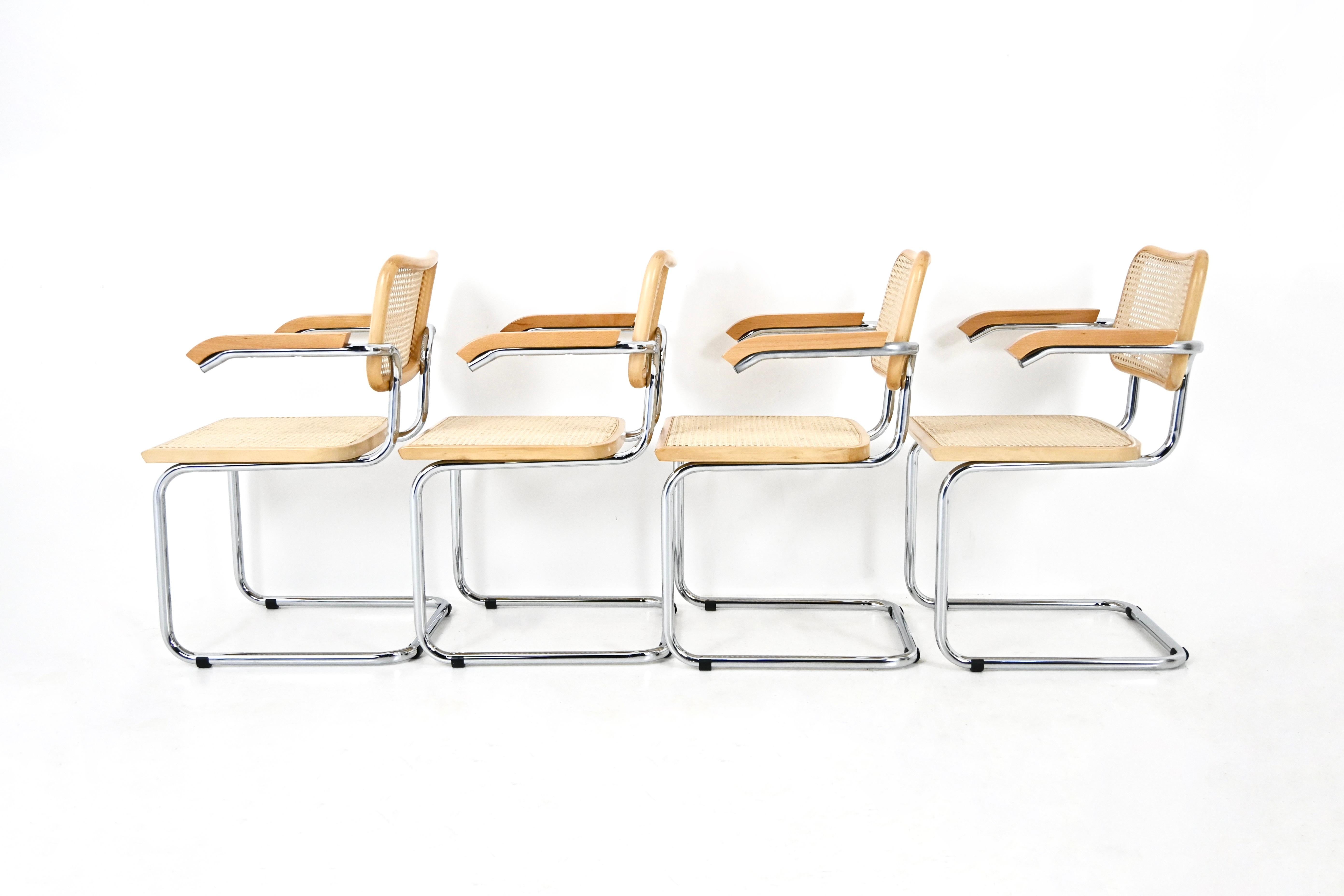 Metallo Sedie da pranzo stile B32 di Marcel Breuer, set di 4 pezzi in vendita