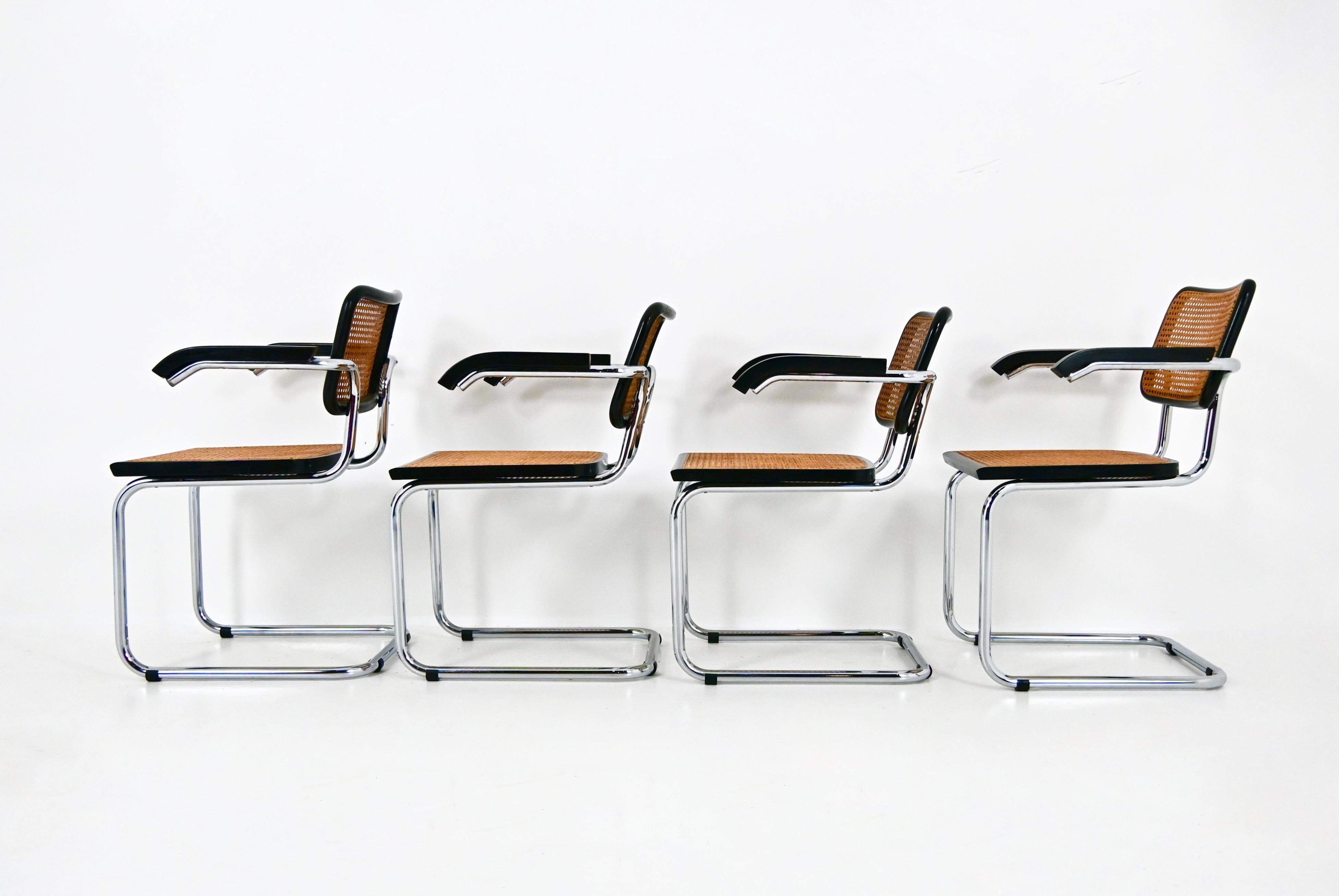 Metallo Sedie da pranzo stile B32 di Marcel Breuer, set di 4 pezzi in vendita