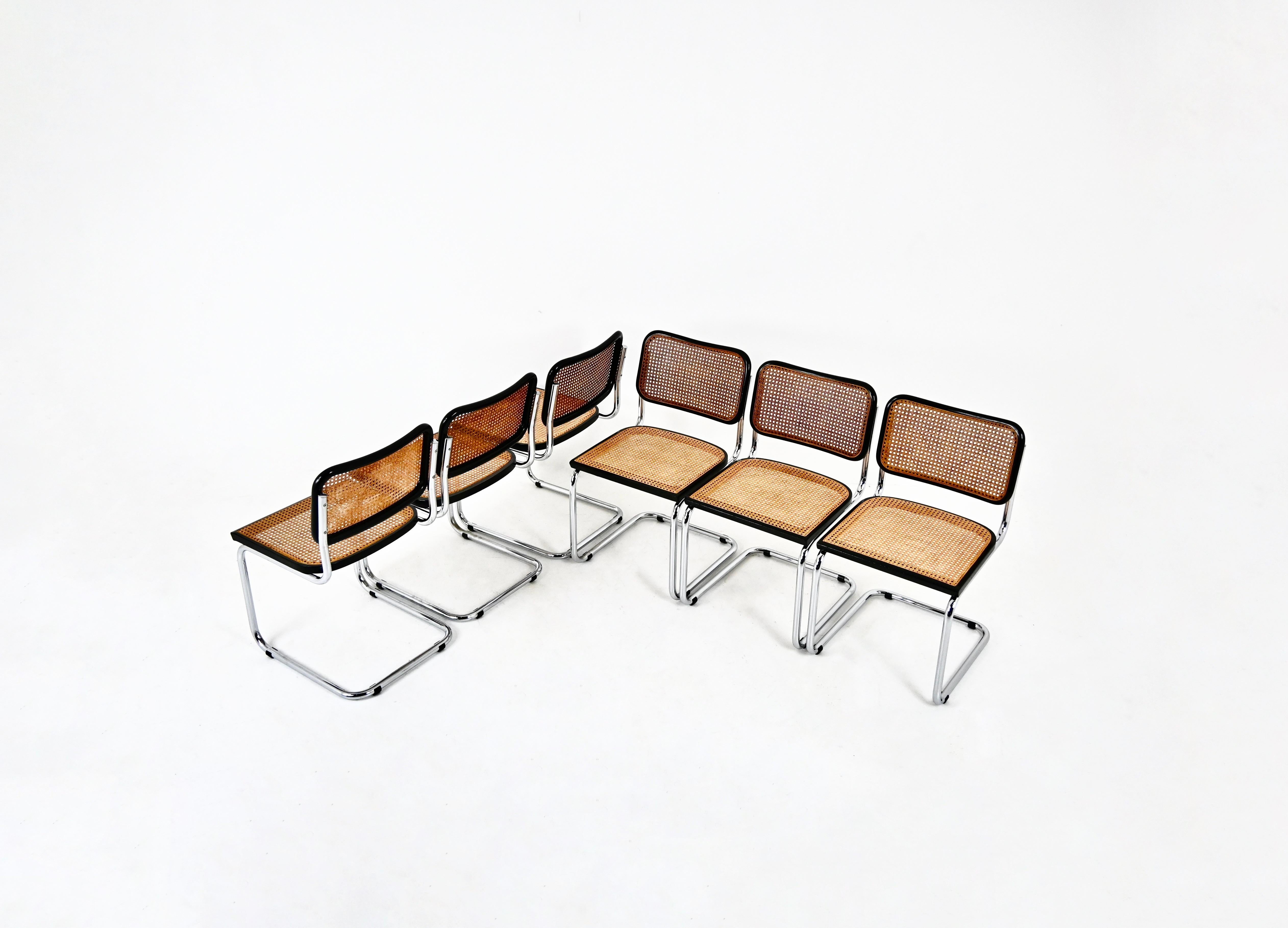 Set of 6  chairs in metal, wood and rattan. Seat height: 46 cm. Wear due to time and age of the chairs. 
FOR SHIPPING, REQUEST US FOR RECEIVE THE BEST PRICE
