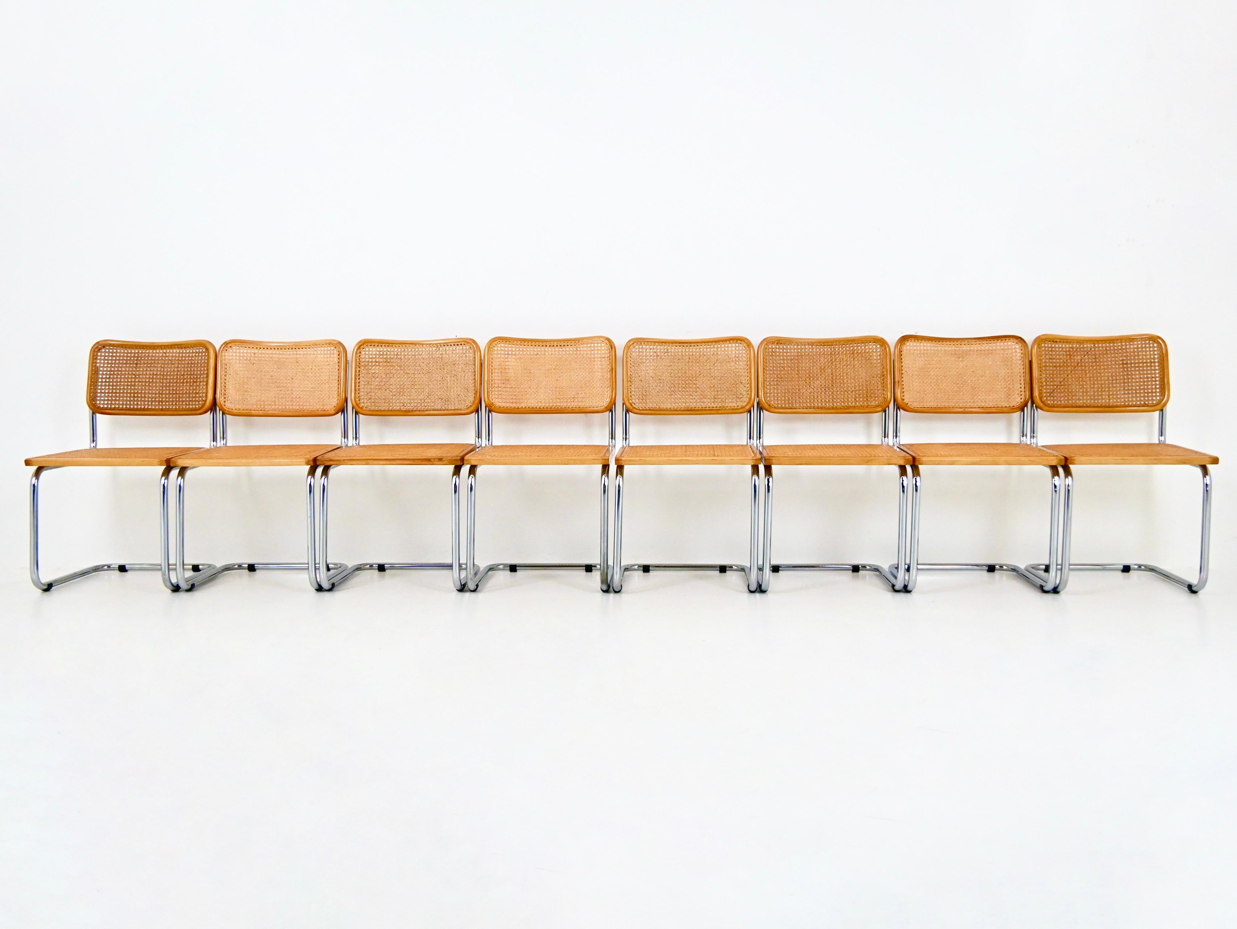 Chaises de salle à manger style B32 de Marcel Breuer, ensemble de 8 pièces Bon état - En vente à bruxelles, BE