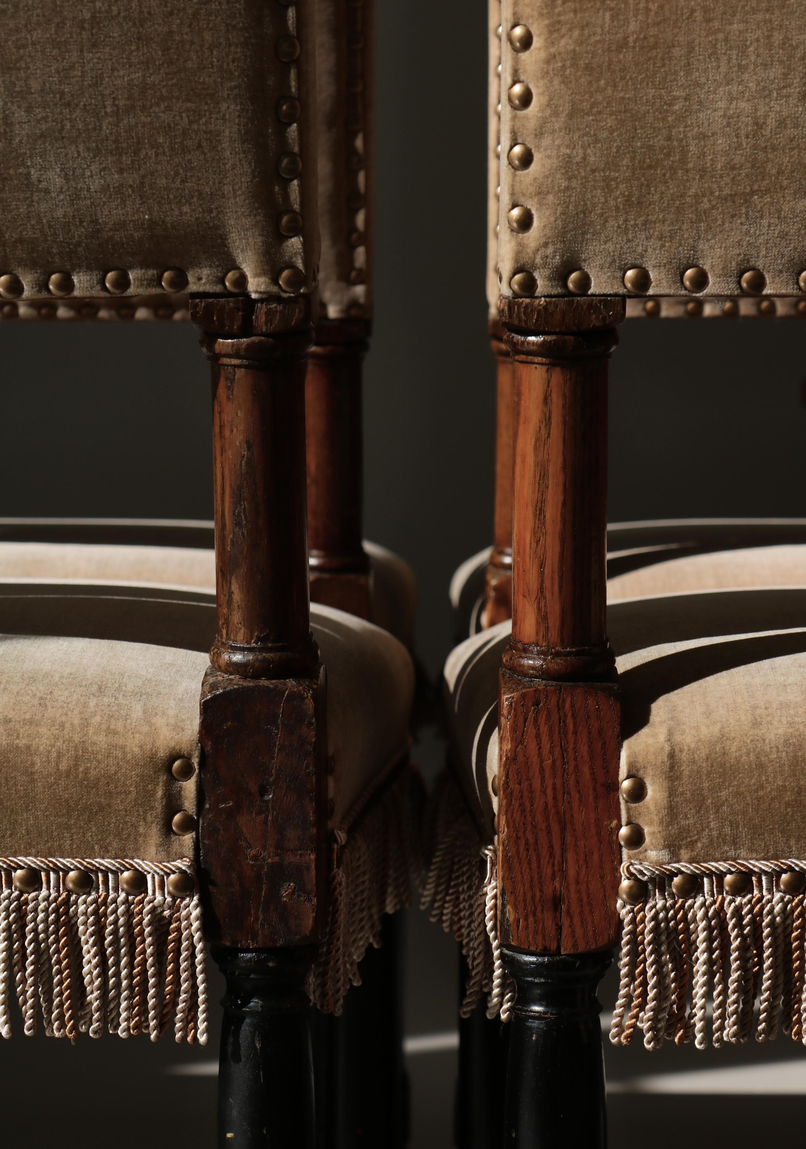 Dining Chairs Swedish Grace Oak & Beige Velvet , Axel-Einar Hjorth Style, 1920s 10