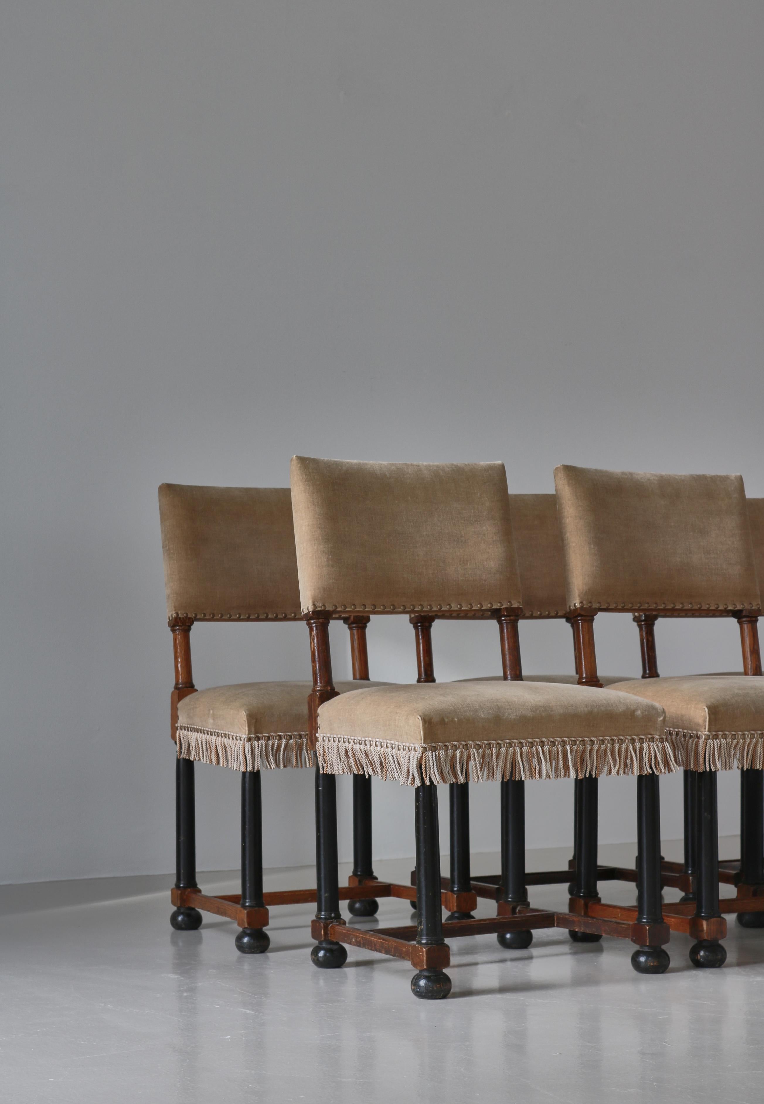 Dining Chairs Swedish Grace Oak & Beige Velvet , Axel-Einar Hjorth Style, 1920s In Fair Condition In Odense, DK