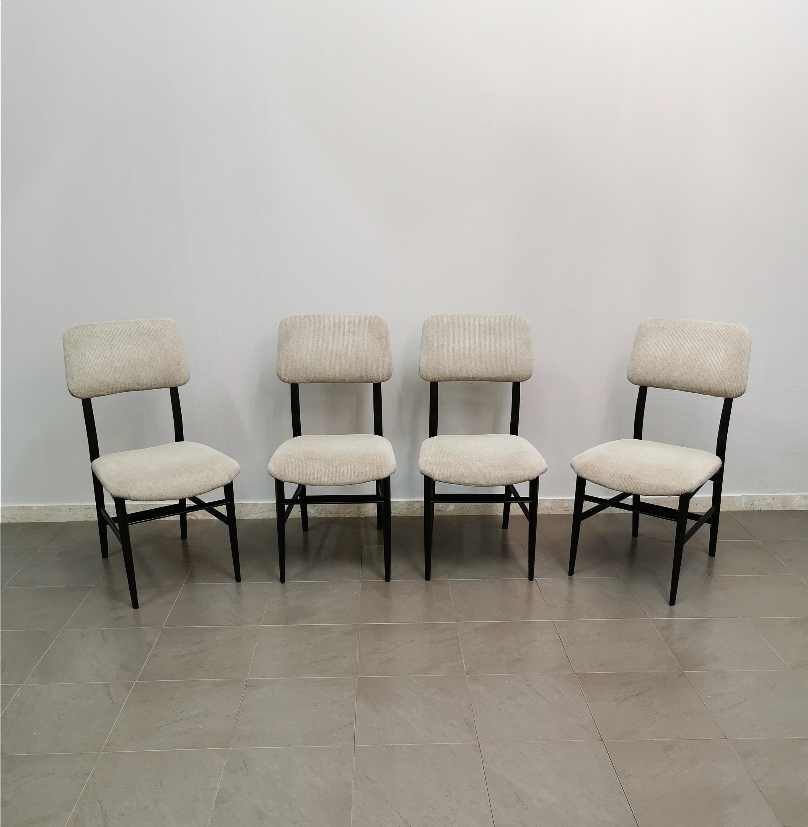 Dining Chairs Wood Velvet Edmondo Palutari for Dassi Midcentury 1950s Set of 4 For Sale 4