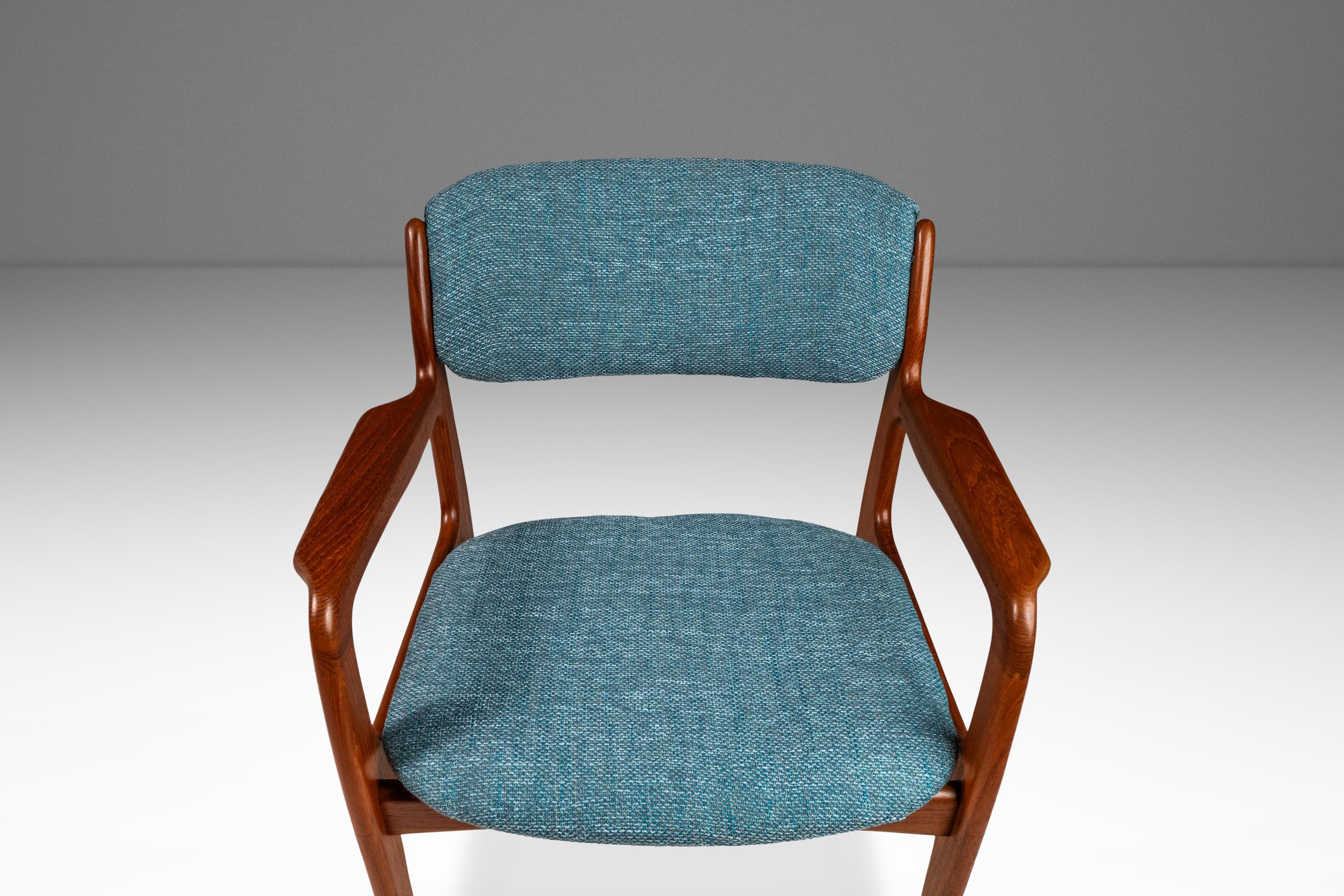 Dining / Desk / Chair in Solid Teak & New Upholstery by Benny Linden, c. 1980s For Sale 13