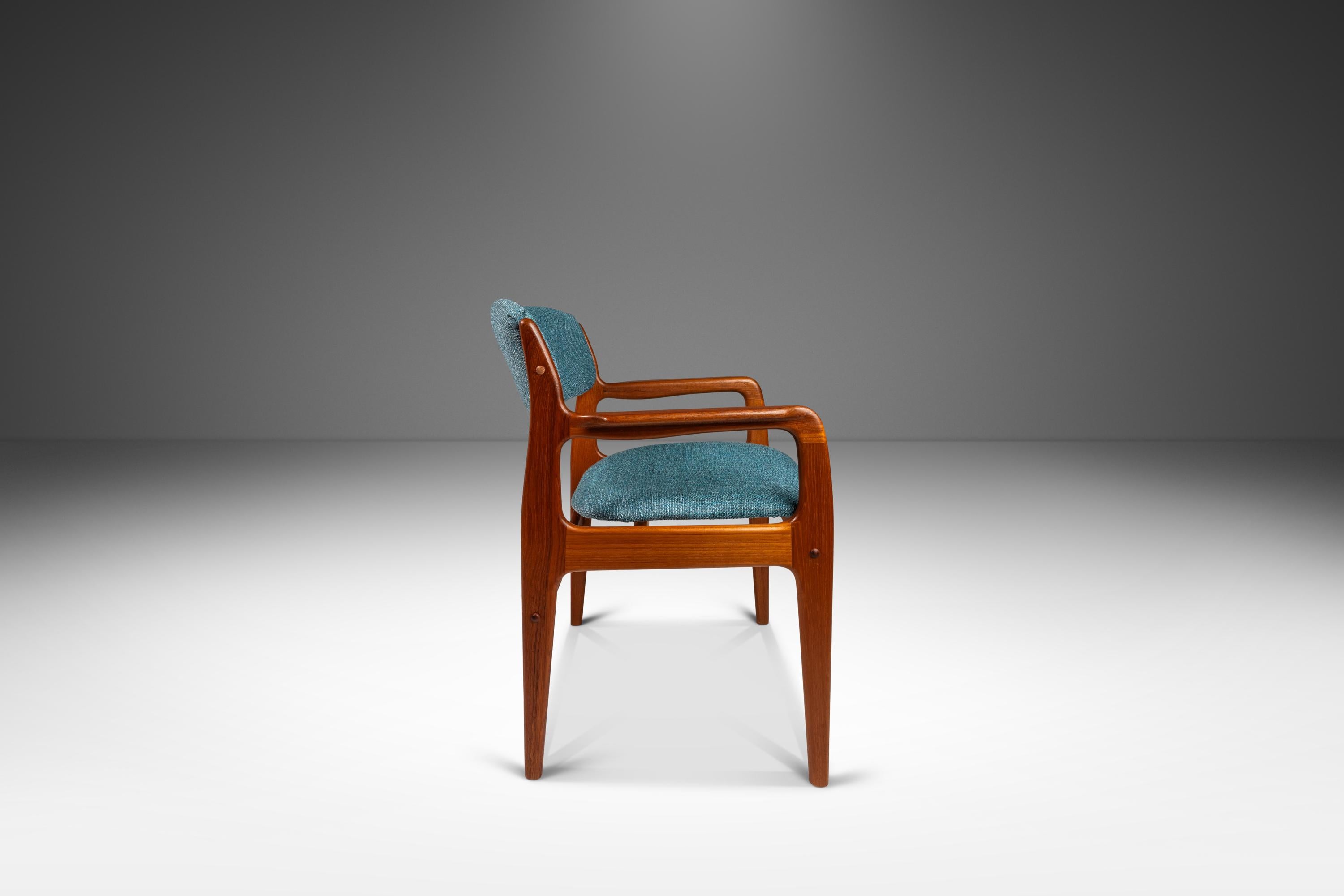 Fin du 20e siècle Chaise de salle à manger/de bureau/chaise en teck massif et nouveau tissu d'ameublement de Benny Linden, vers 1980 en vente