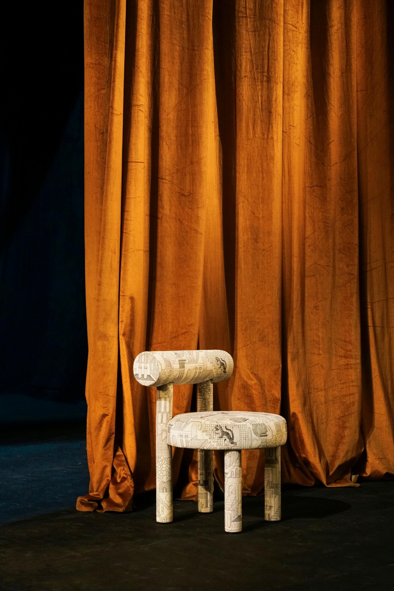 Dining Gropius Chair CS1 Artistry Edition in Patience & Gough velvet by Noom (Handgefertigt) im Angebot
