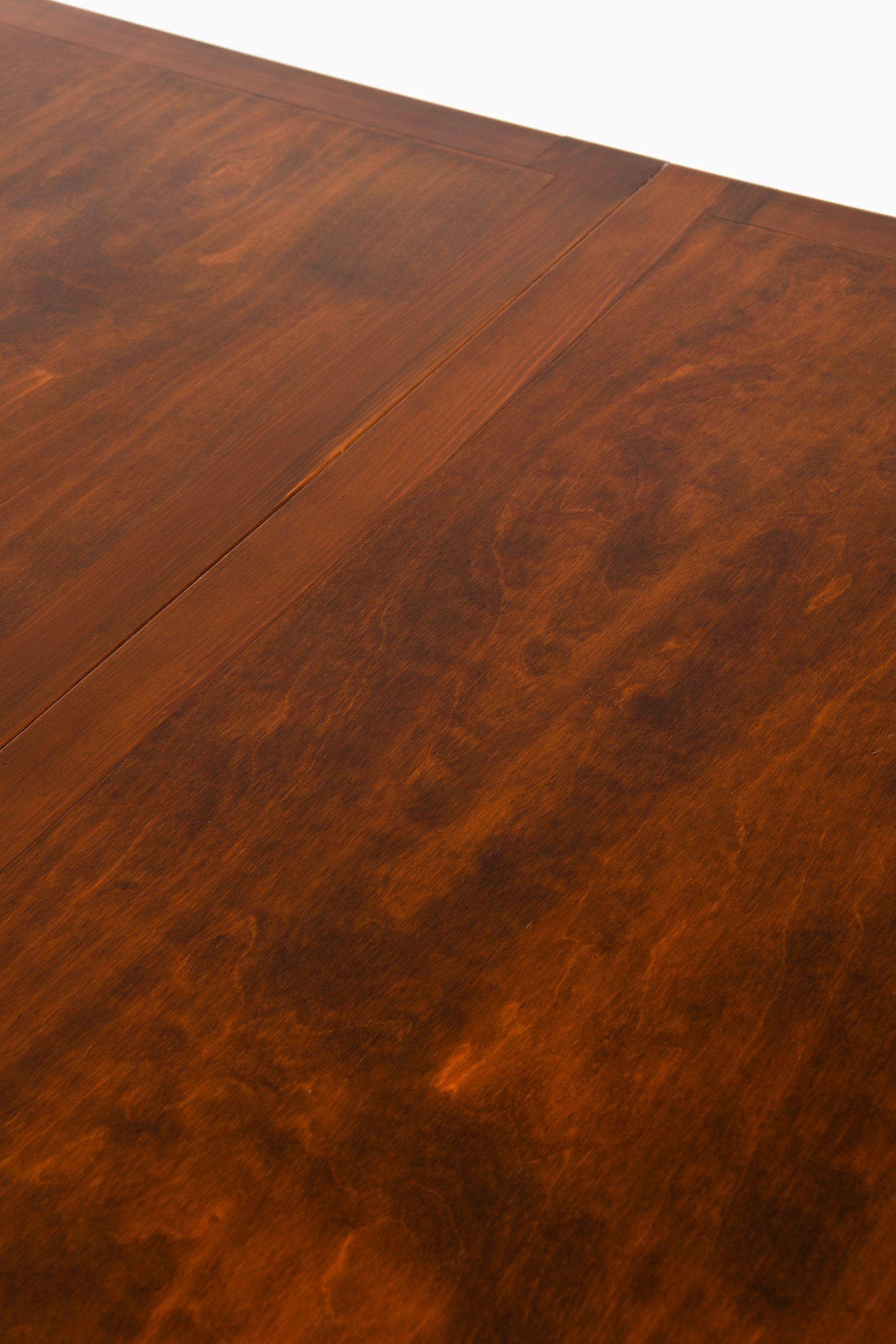Dining in Mahogany and Stained Pine by Frits Henningsen, 1940's For Sale 1
