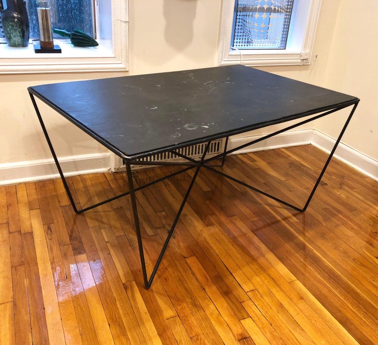 Dining or Center Table Attributed to Darrell Landrum for Avard, USA, 1950s In Good Condition For Sale In Jersey City, NJ