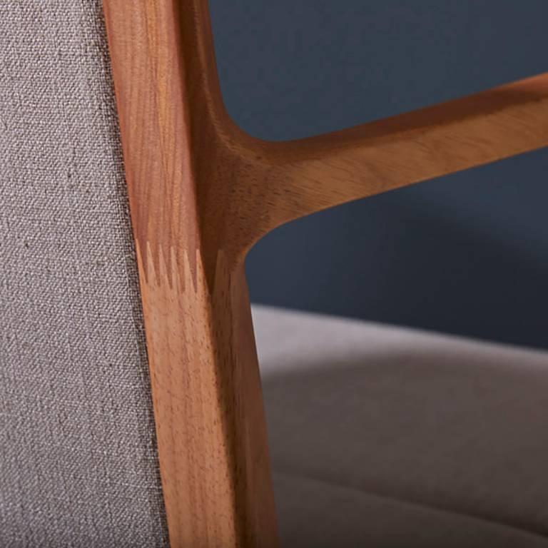 Dining Room Chair in solid wood, Contemporary Brazilian Design In New Condition For Sale In Vila Cordeiro, São Paulo