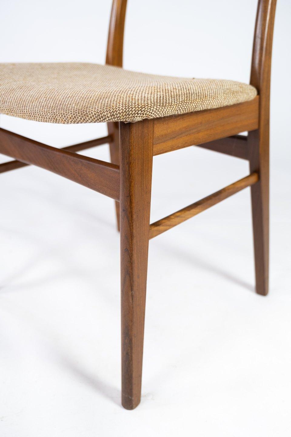 Chaise de salle à manger en teck et tissu léger de design danois des années 1960 Bon état - En vente à Lejre, DK