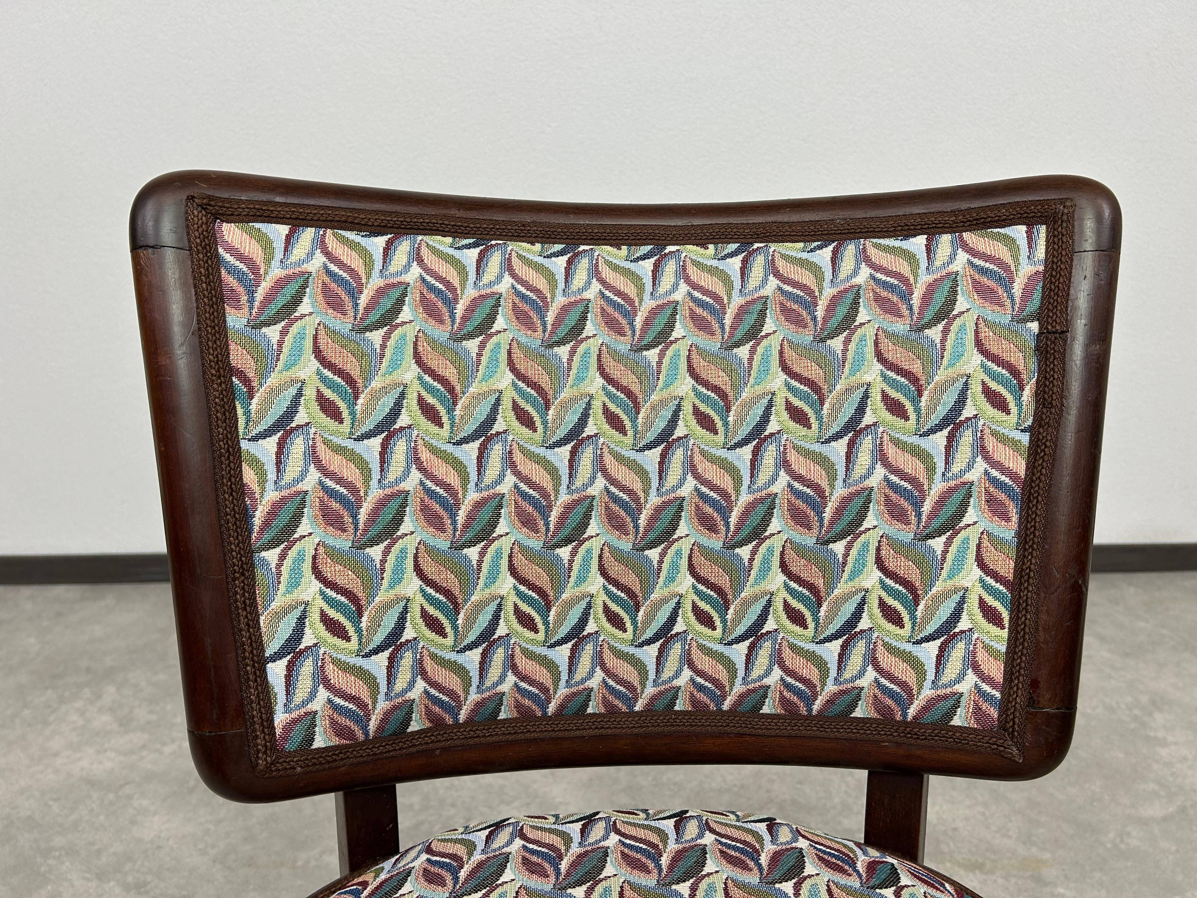 Tessuto Sedie per sala da pranzo B-47 di Thonet in vendita