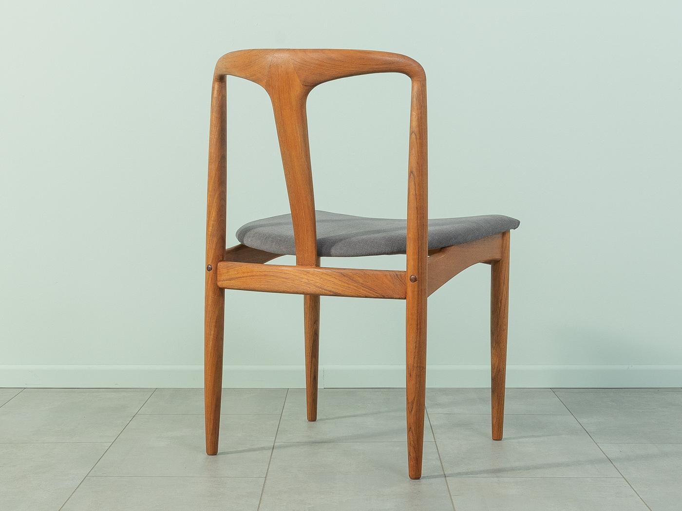 European Dining Room Chairs Johannes Andersen Uldum Møbelfabrik For Sale