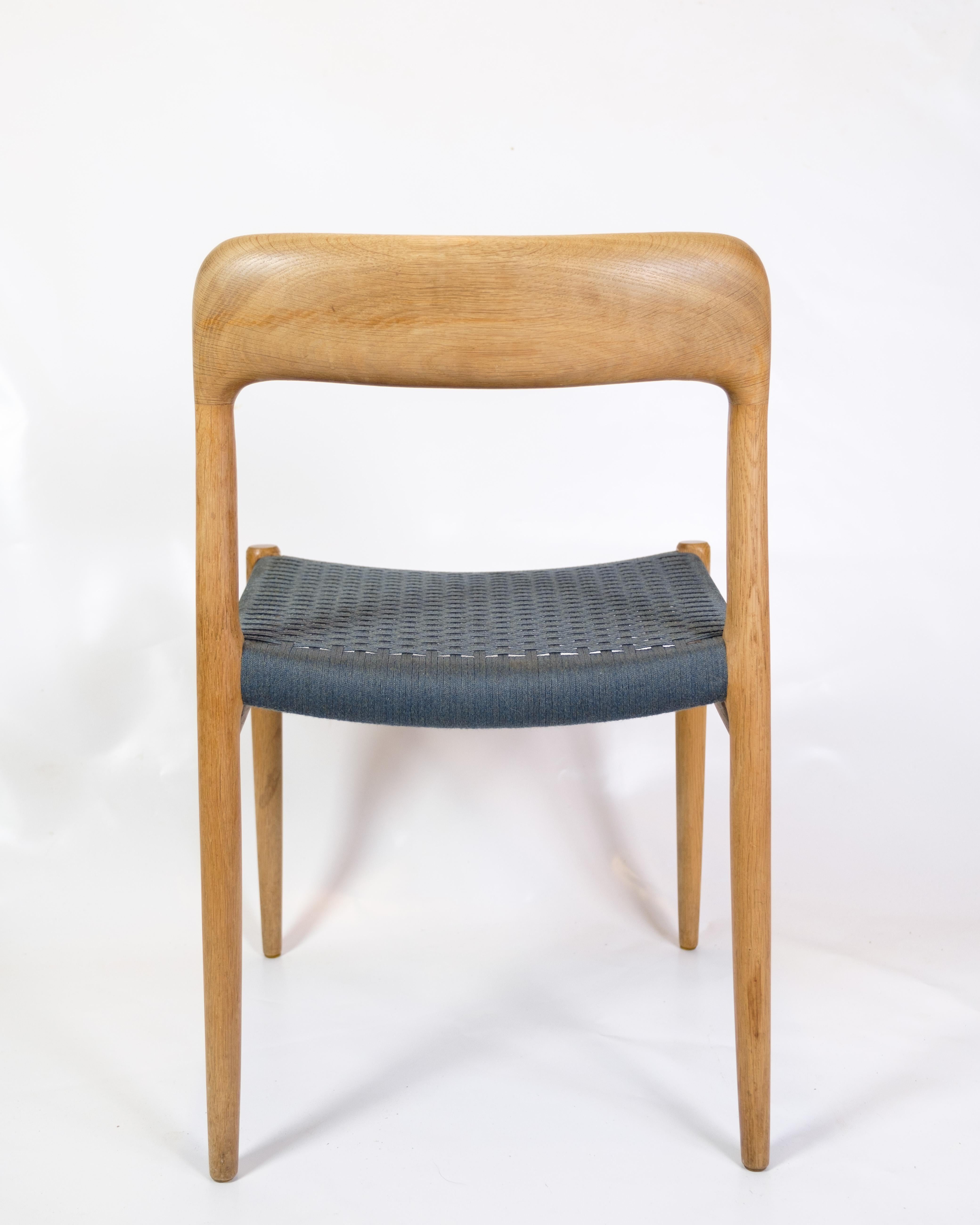 Mid-20th Century Dining Room Chairs Model 75 Made In Teak By Niels O. Møller From 1960s For Sale
