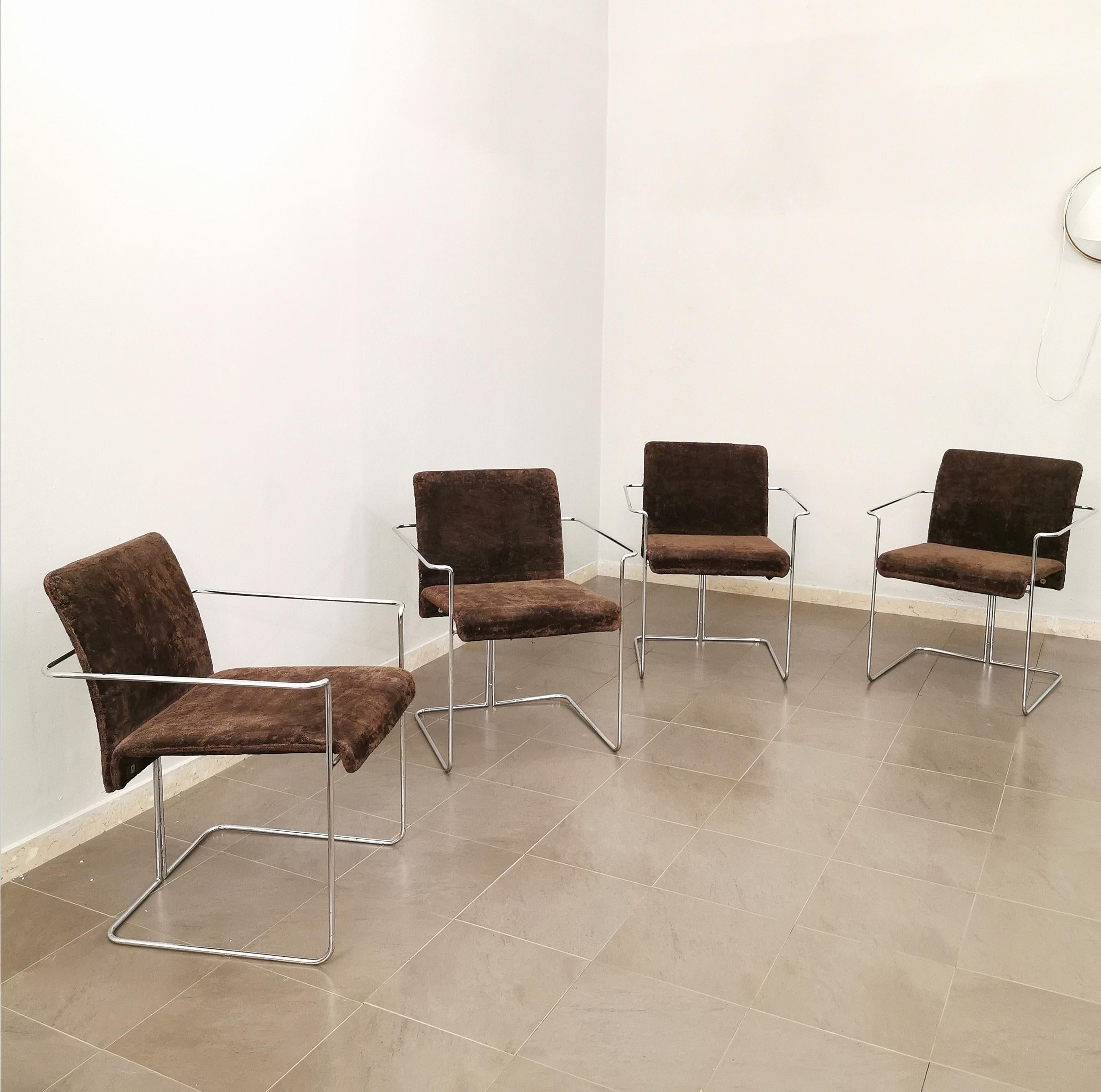 Dining Room Chairs Saporiti Brown Velvet Chrome Metal Midcentury 1970s Set of 4 In Fair Condition In Palermo, IT