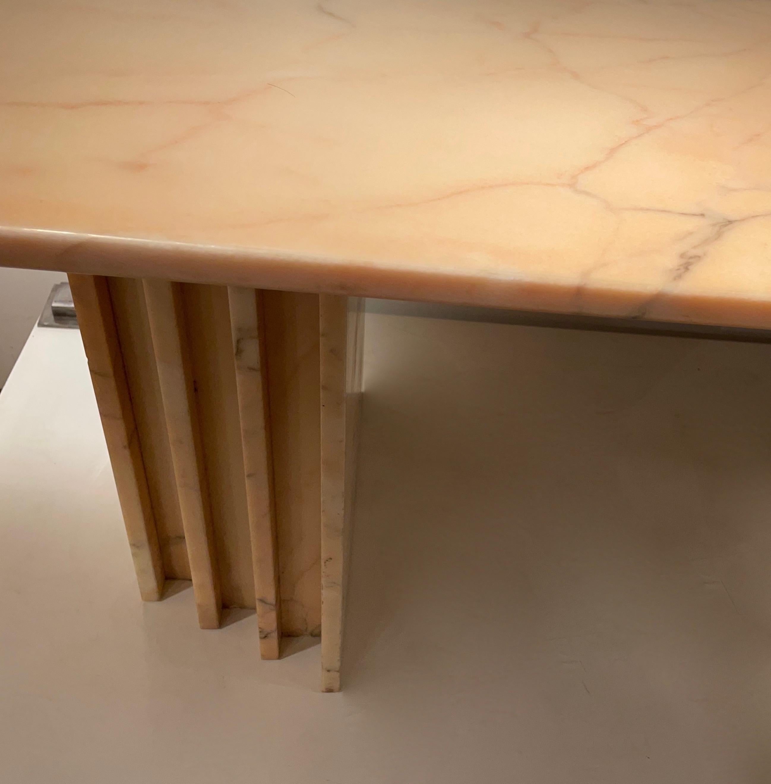 Italian Dining Room Marble Table Attributed to Carlo Scarpa, Italy 1970. For Sale