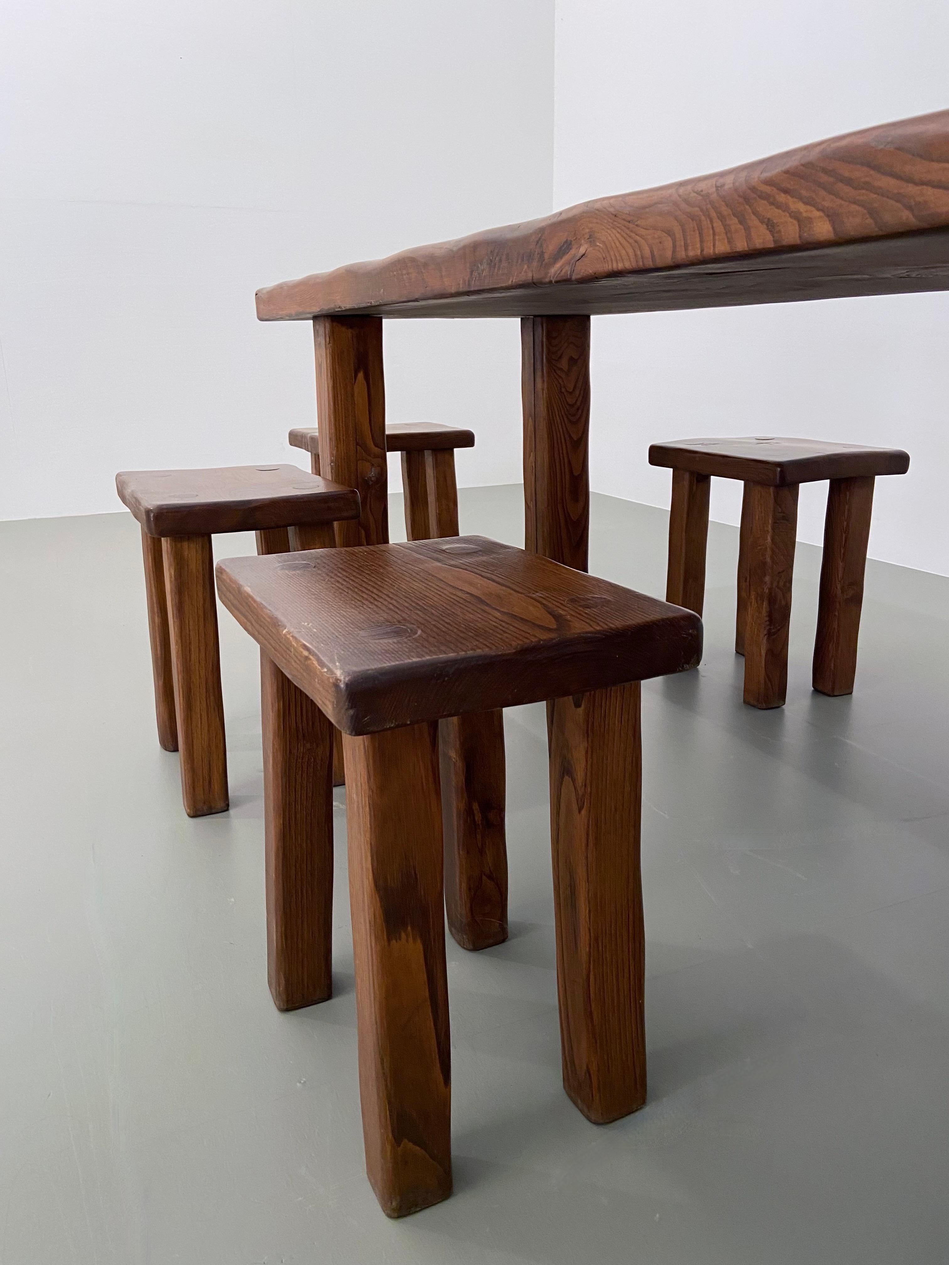 Dining Room set in solid Elm including 6 stools, France, 1970's For Sale 1