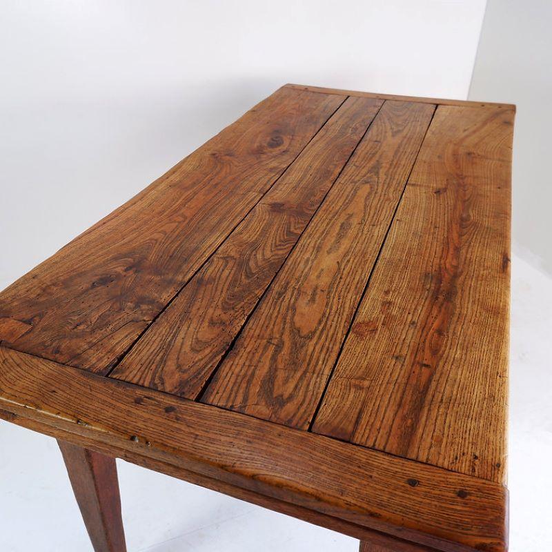 Set aus einem ausziehbaren Holztisch und 6 Stühlen für das Esszimmer im Angebot 7