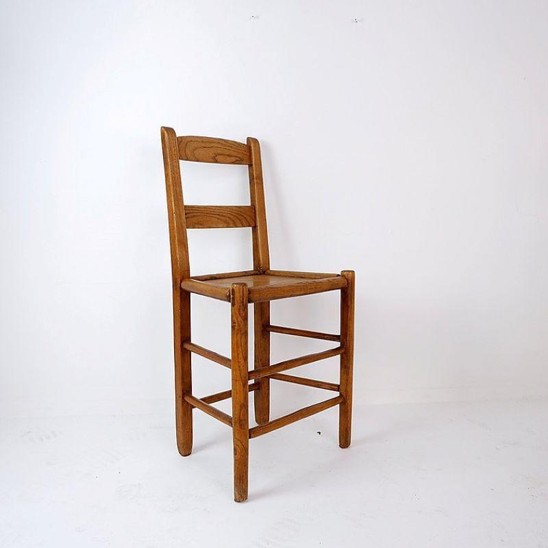 Set aus einem ausziehbaren Holztisch und 6 Stühlen für das Esszimmer im Angebot 8