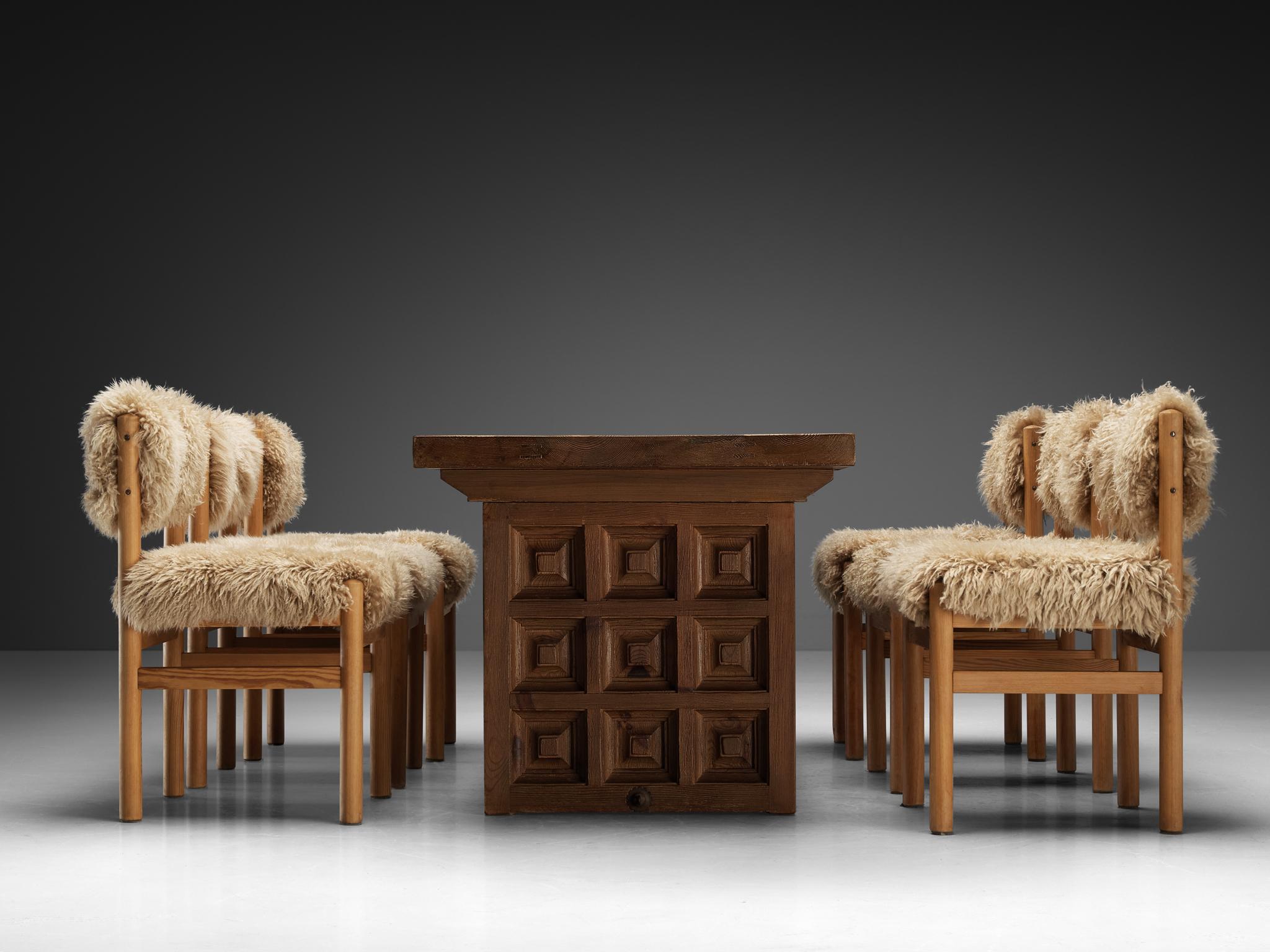 European Dining Room Set with Biosca Spanish Dining Table and Chairs in Sheepskin