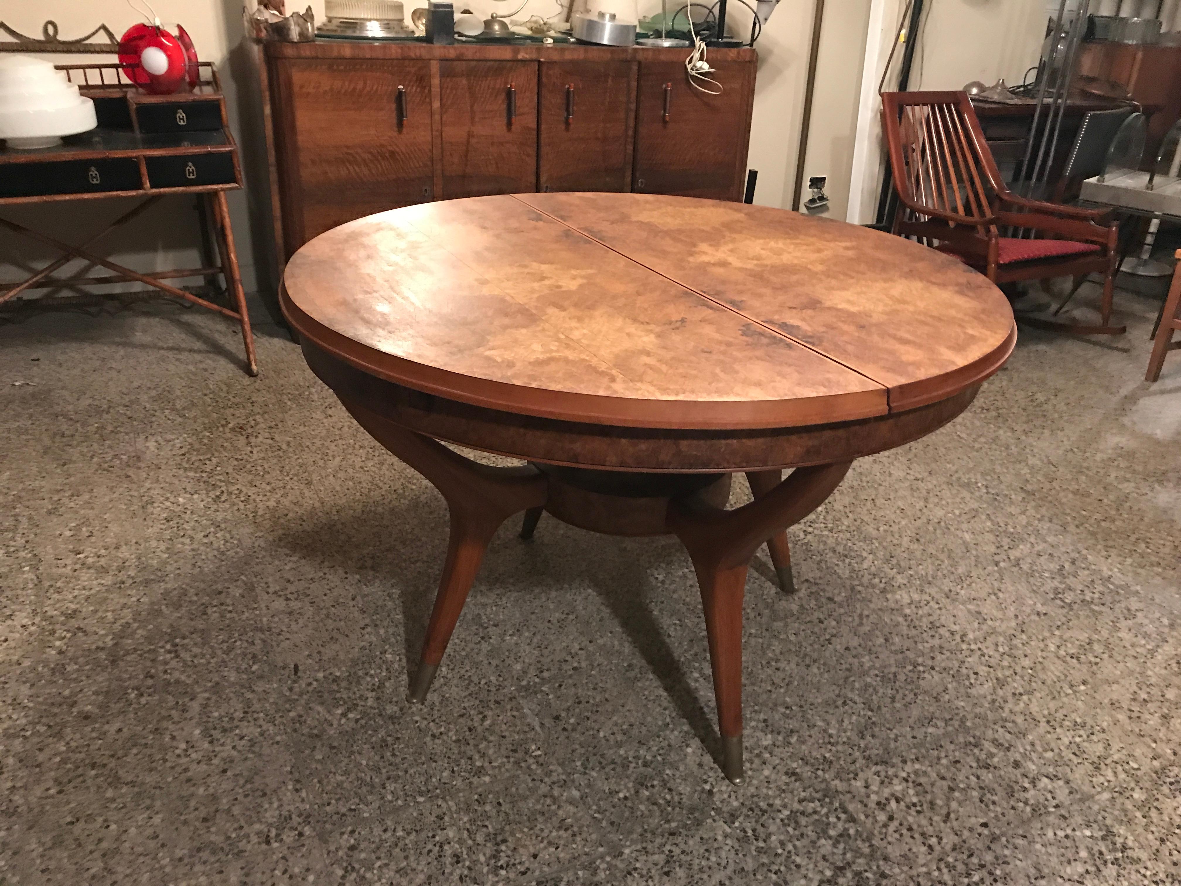 Table de salle à manger 1960°, '4/6 personnes', France, Matériau, bois, ferrures en bronze en vente 2