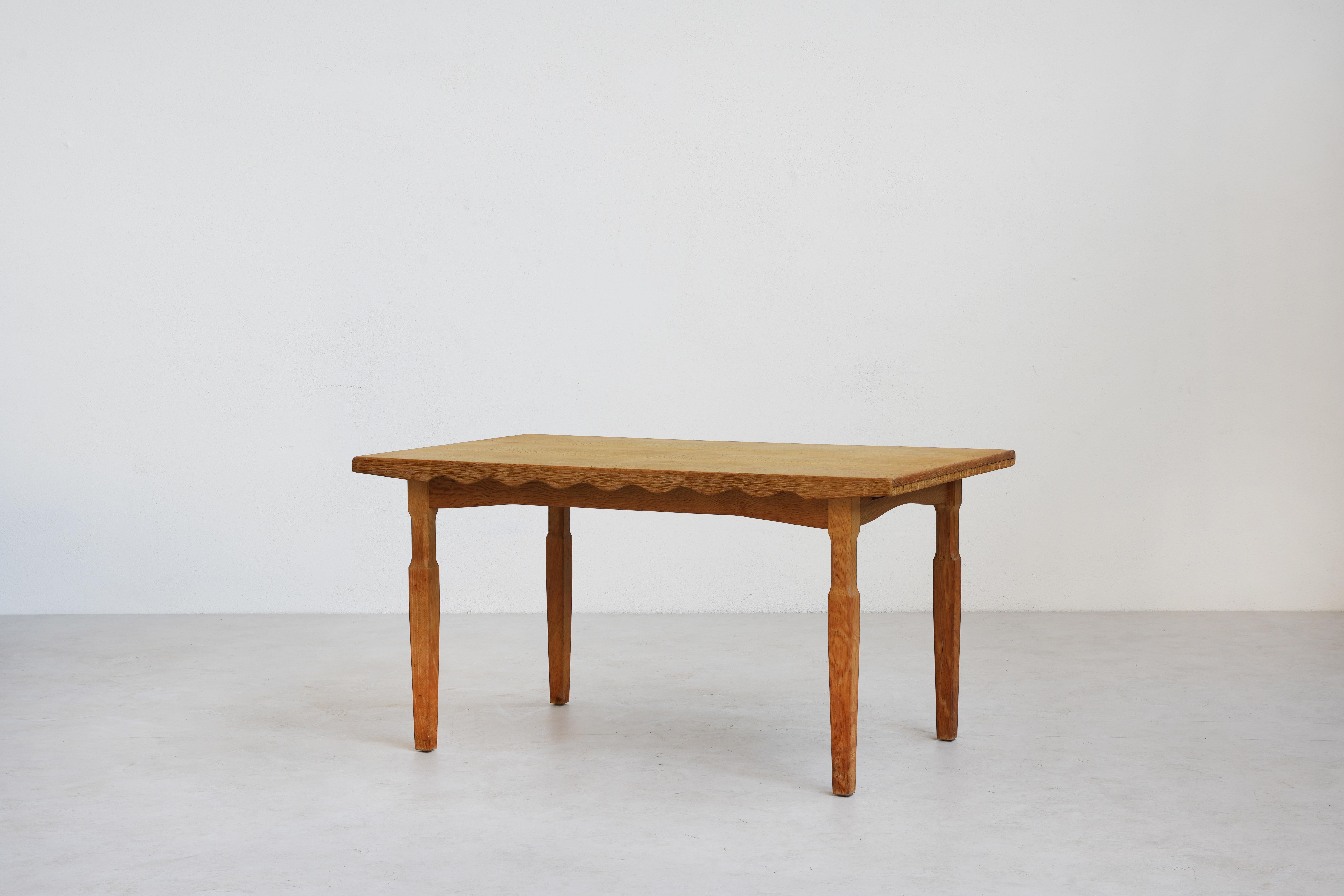 Danish Dining room table by Henning Kjaernulf for EG Kvaliteetsmøbler, Oak 1960 Denmark