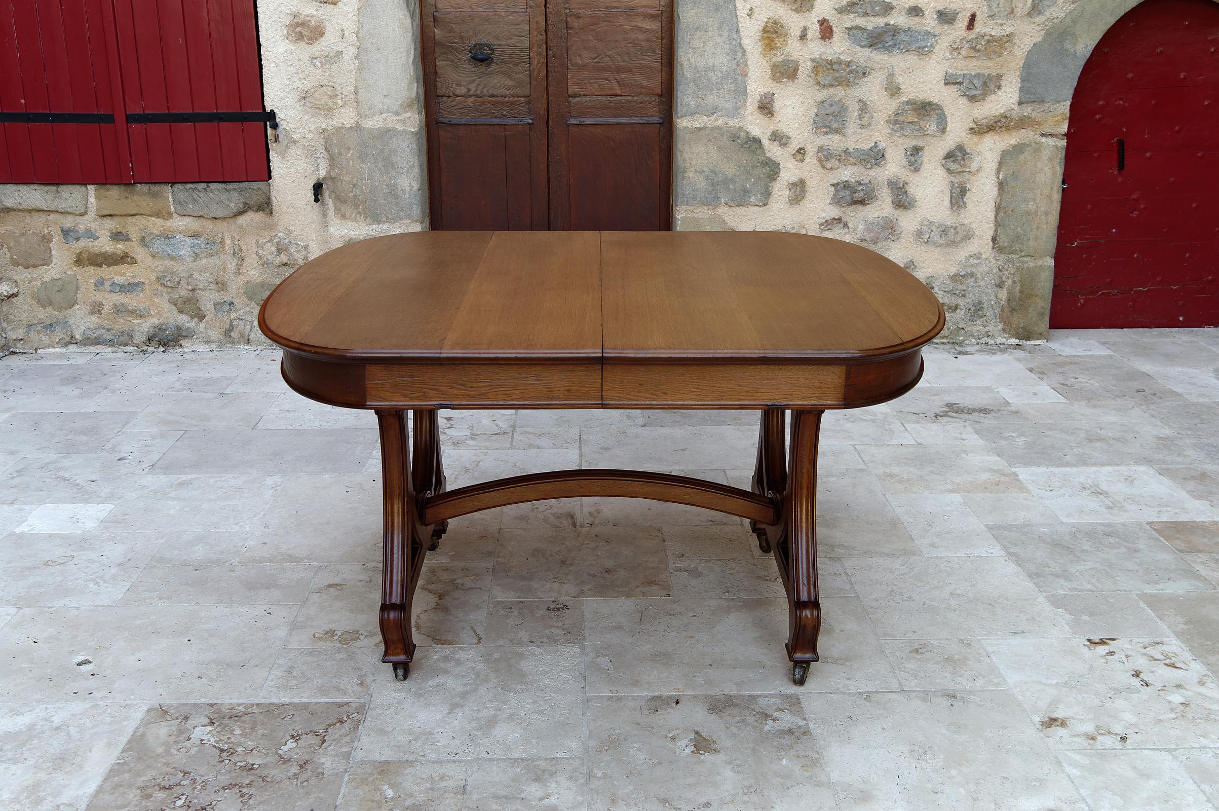 French Dining room table by Maison Krieger, Art Nouveau, circa 1900, France For Sale