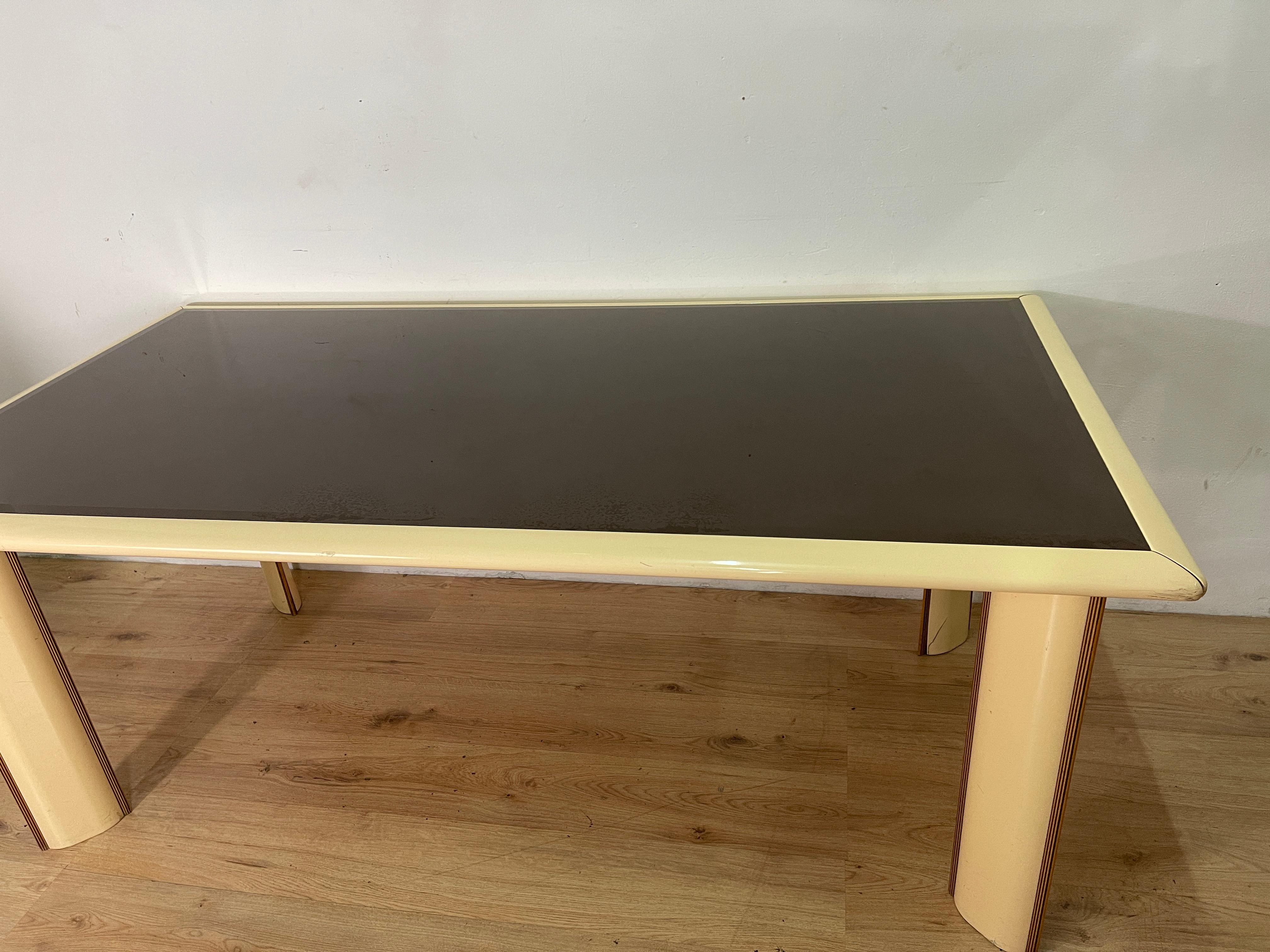 Late 20th Century Dining Room Table For Sale