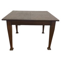 Dining room table