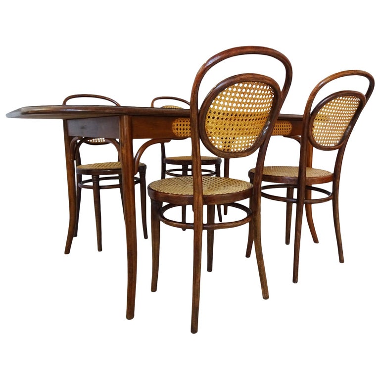 Dining set Antique Michael Designed No.11 Chairs and matching