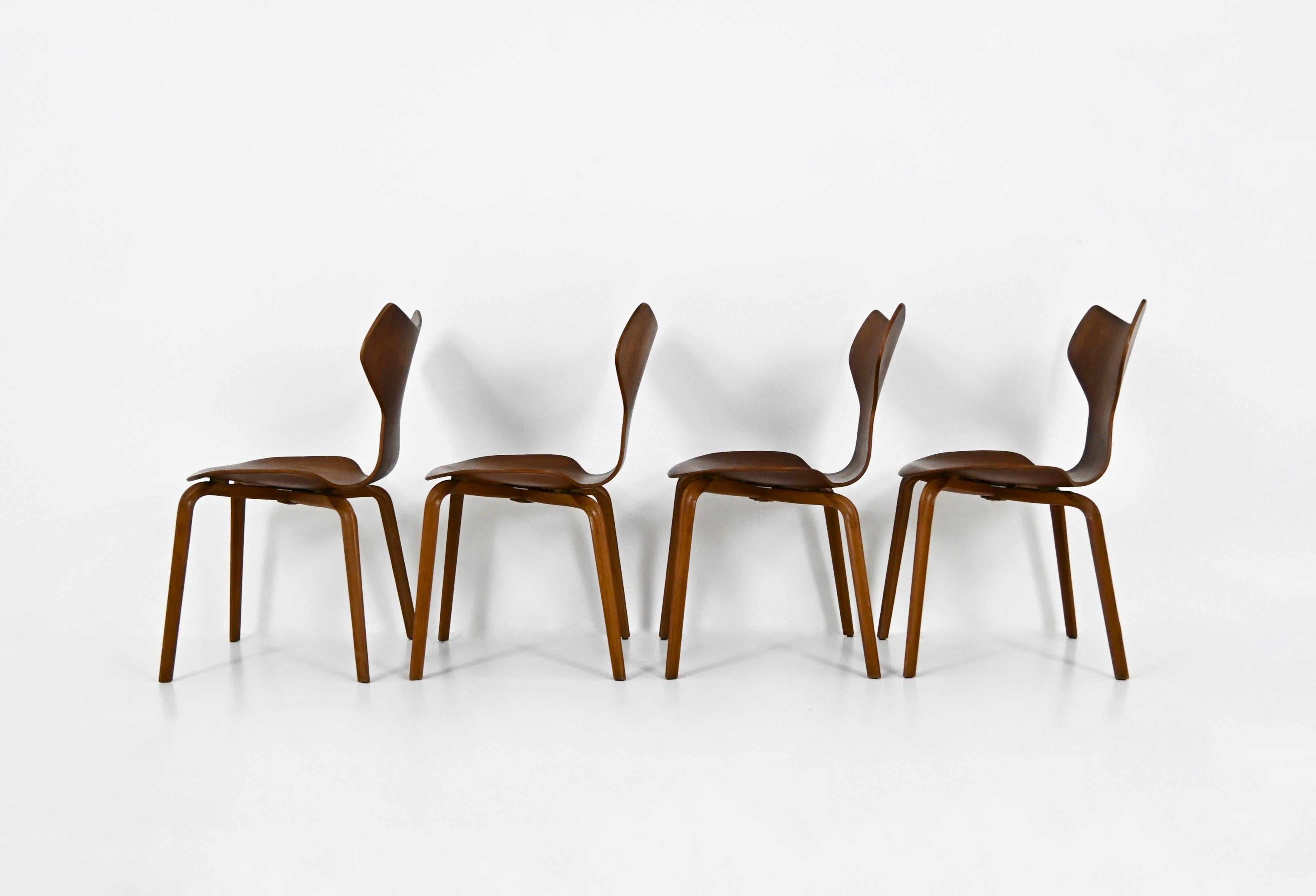 Ensemble de salle à manger par Arne Jacobsen pour Fritz Hansen, années 1950 en vente 1
