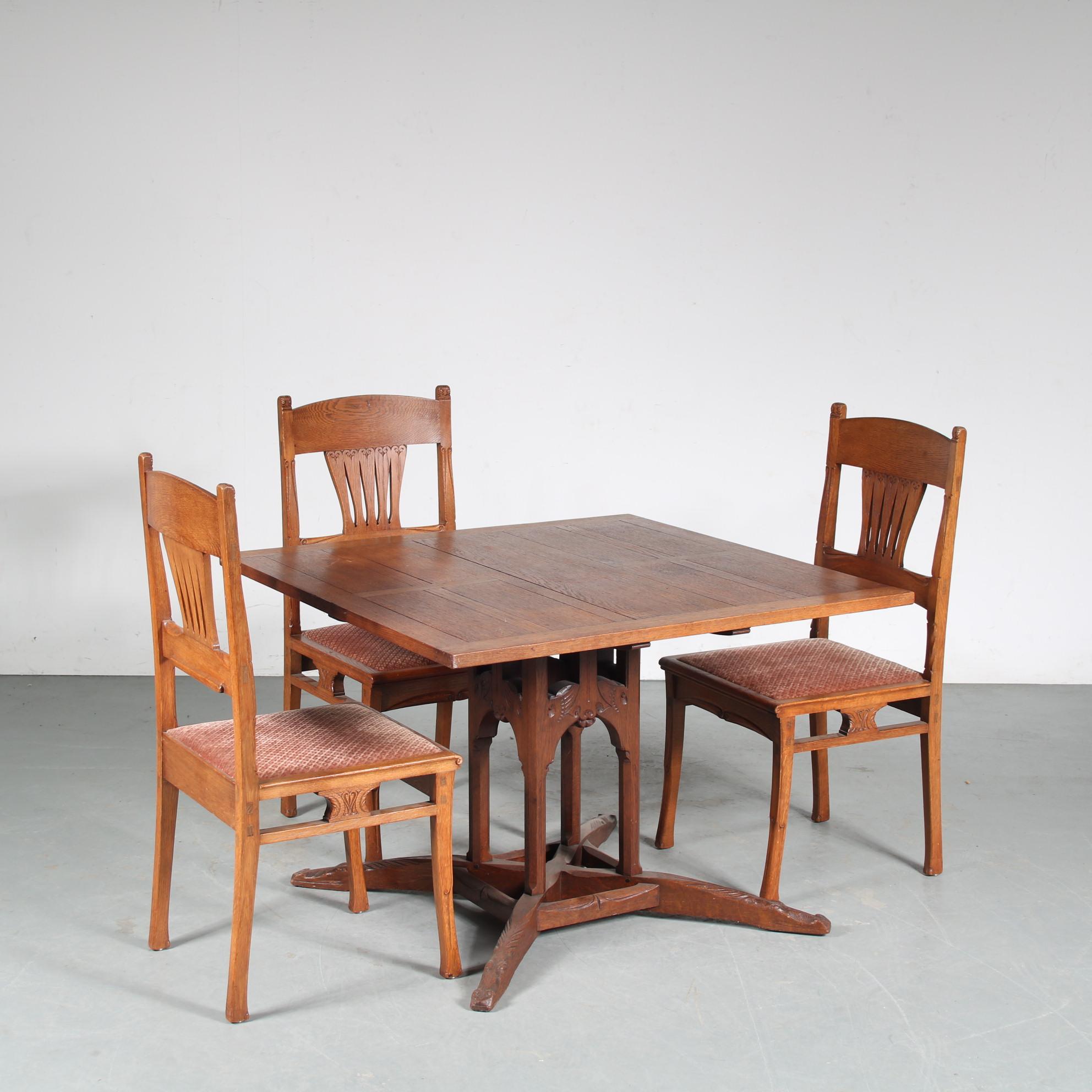 wooden dining table netherlands