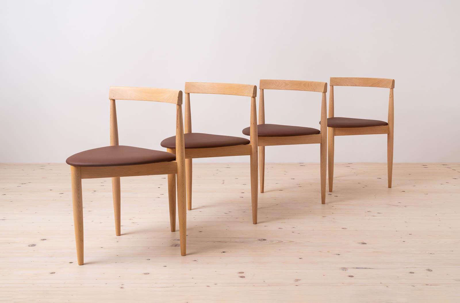 Oiled Dining Set by Hans Olsen, 4 Chairs, Round Extendable Table, Danish Modern, 1950s