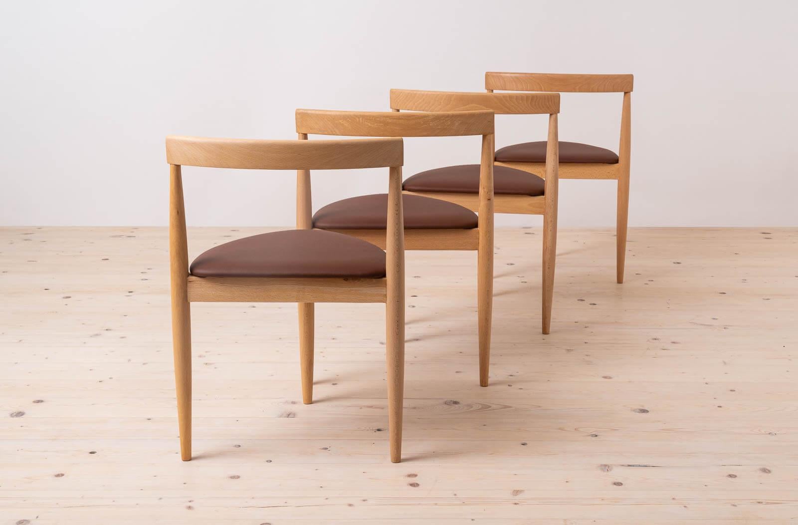 Dining Set by Hans Olsen, 4 Chairs, Round Extendable Table, Danish Modern, 1950s In Good Condition In Wrocław, Poland