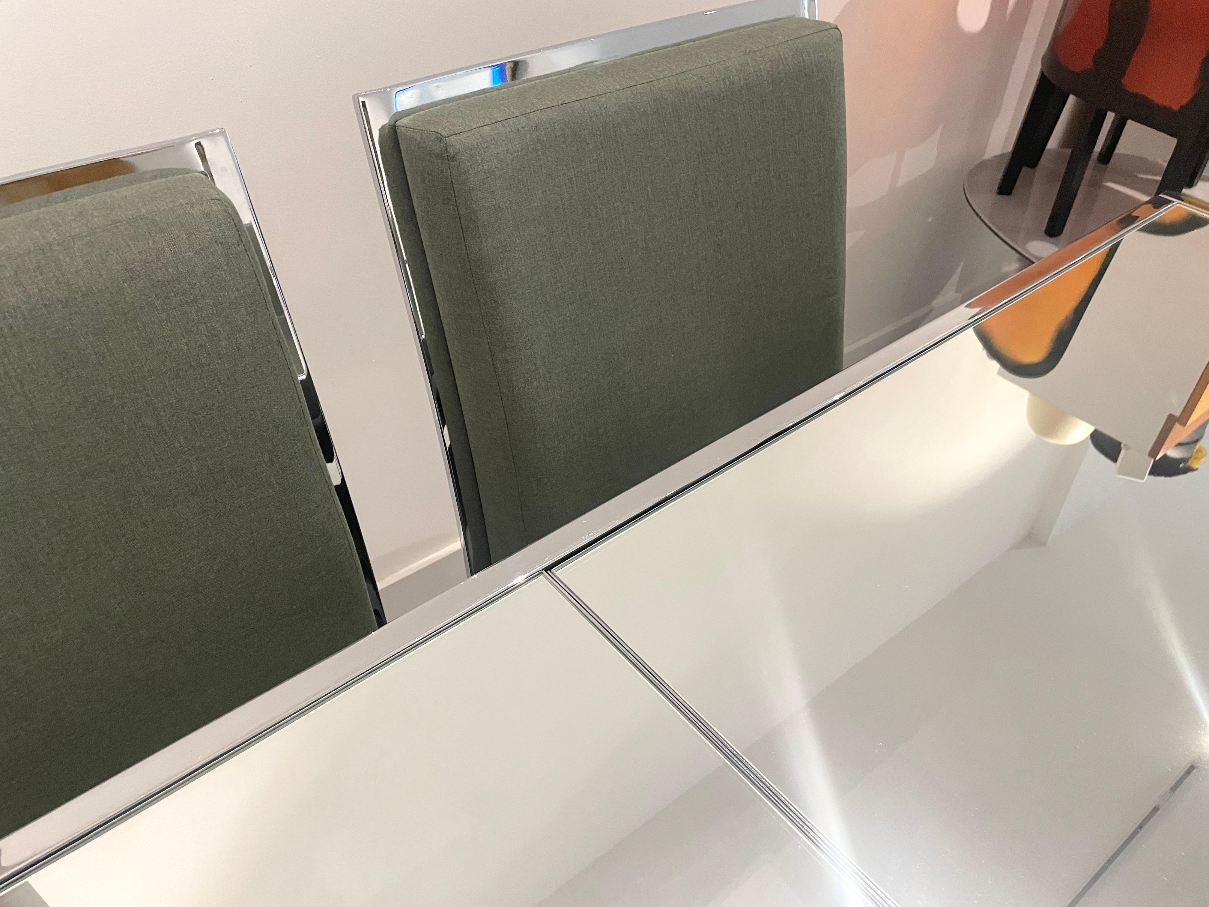 Esszimmer-Set von Pierre Cardin, neu gepolstert (Stahl) im Angebot