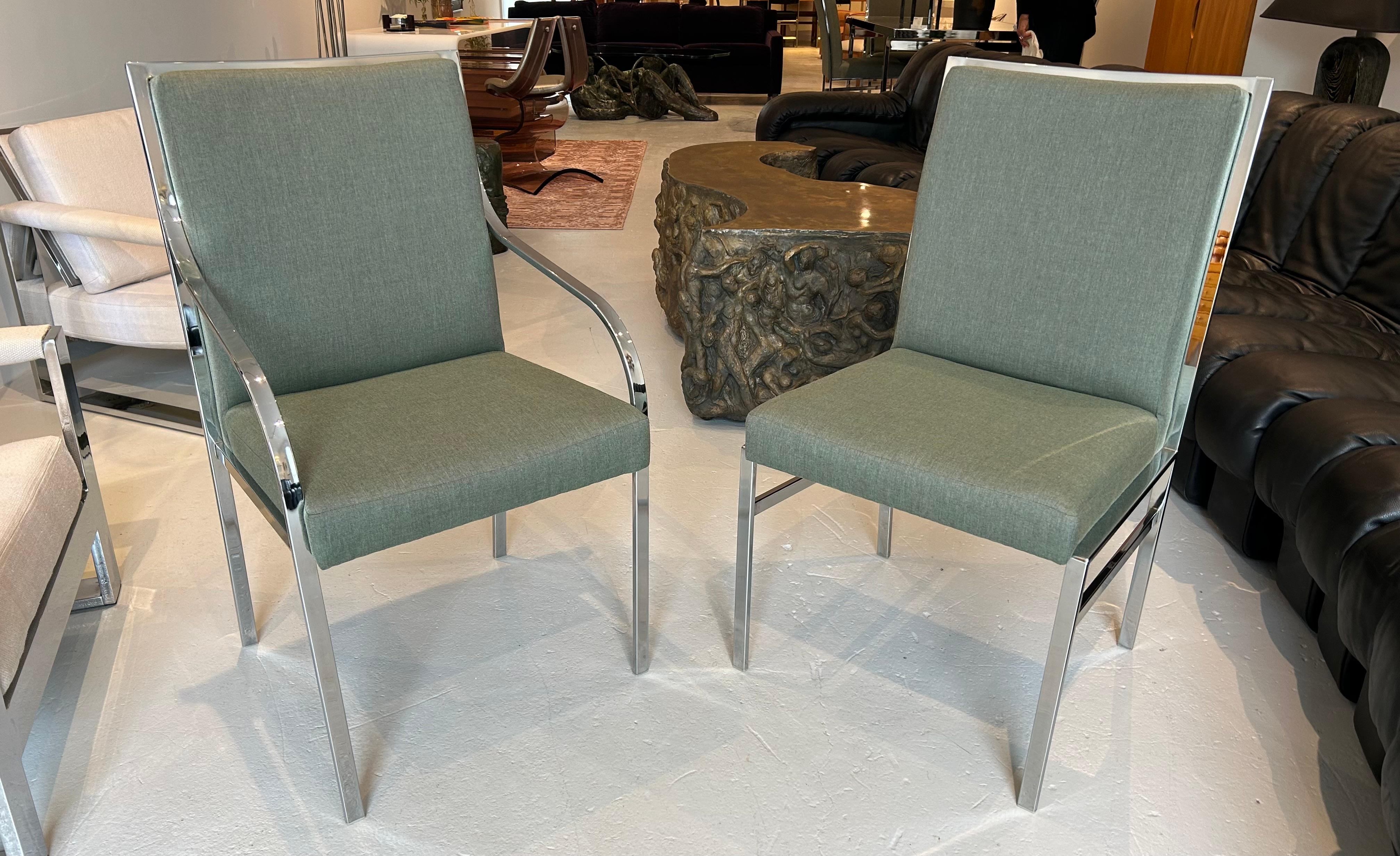 Esszimmer-Set von Pierre Cardin, neu gepolstert im Angebot 1