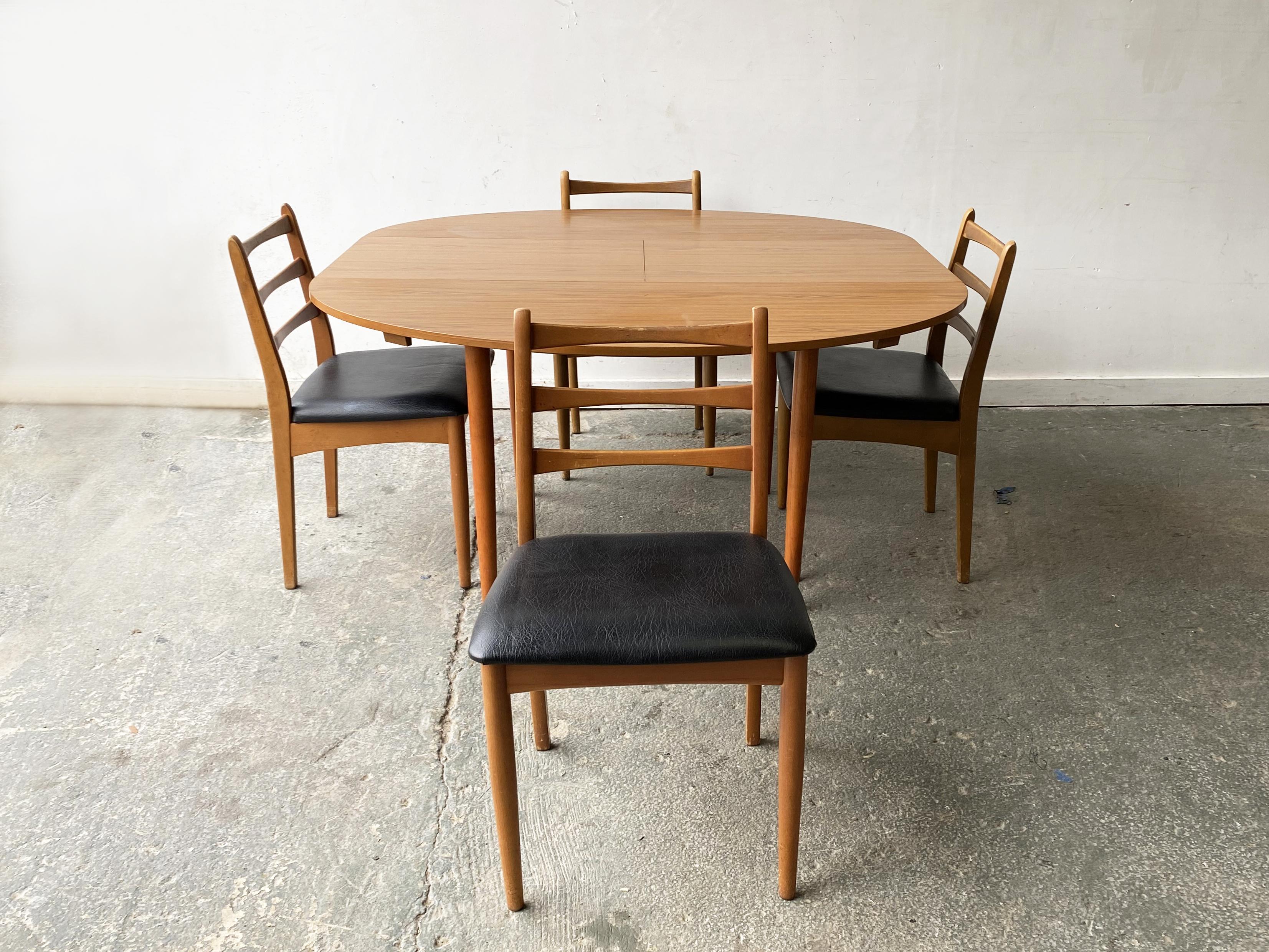British Dining set by Schreiber Furniture - 1960’s mid century modern For Sale